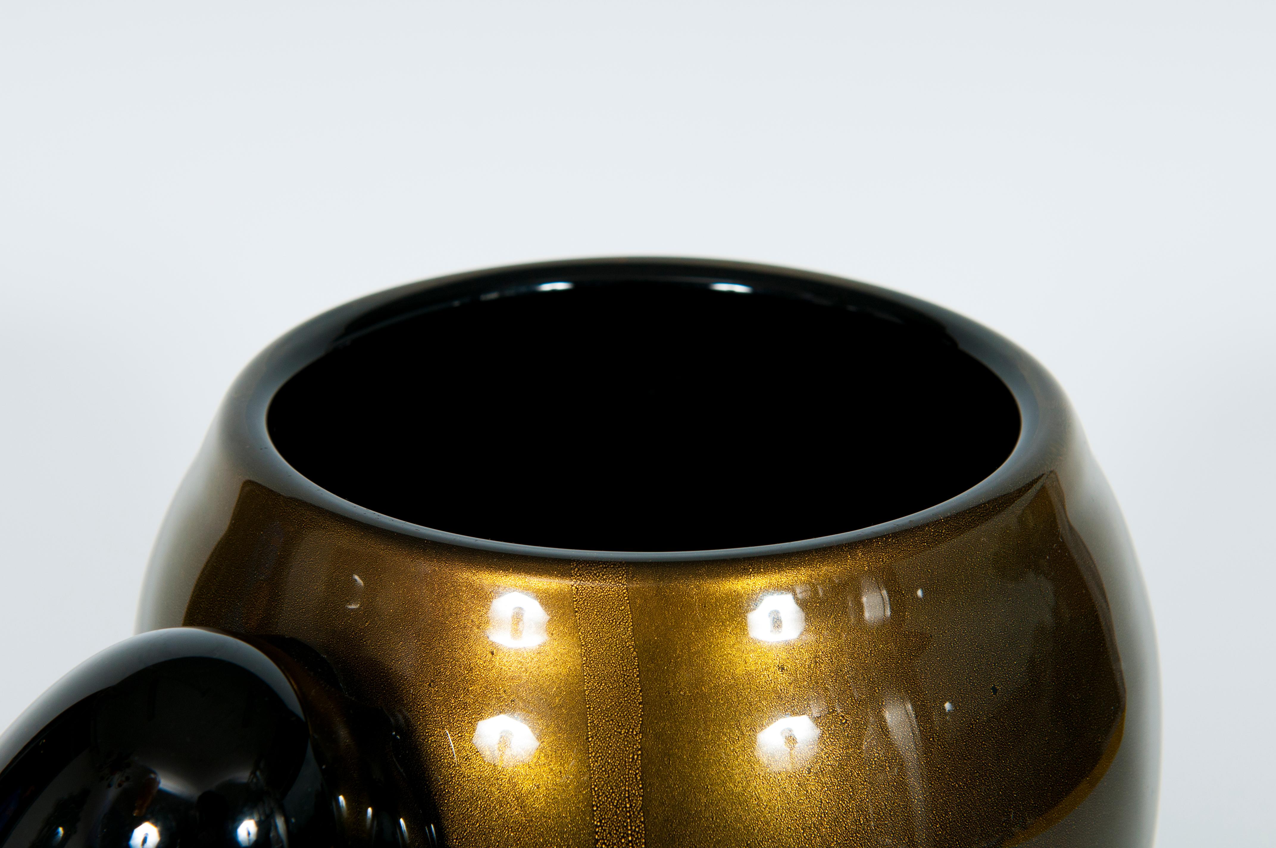 Italian Art Deco Vase Black and Gold 24 Karat in Blown Murano Glass, 1980s 6