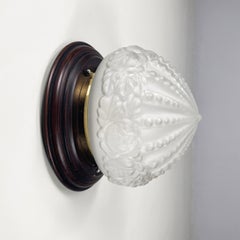 Italian art deco Wall lamp in crafted glass, wood and brass, 1930-1940s