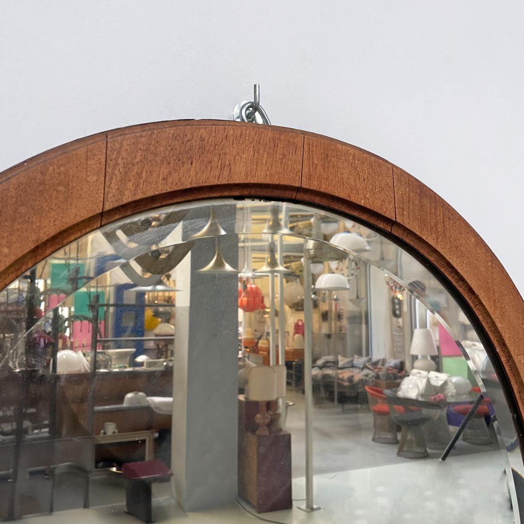 Italian Art Deco wall mirror in wood, 1940s For Sale 1
