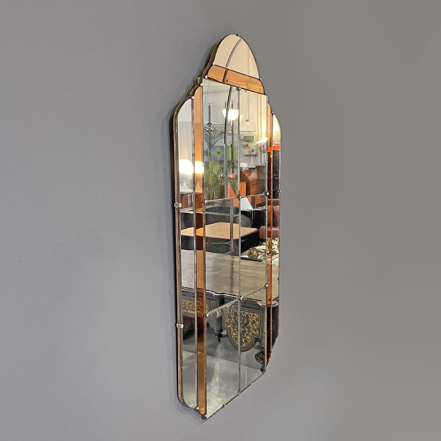 Italian Art Deco wall mirror with peach colored parts, 1930s In Fair Condition For Sale In MIlano, IT