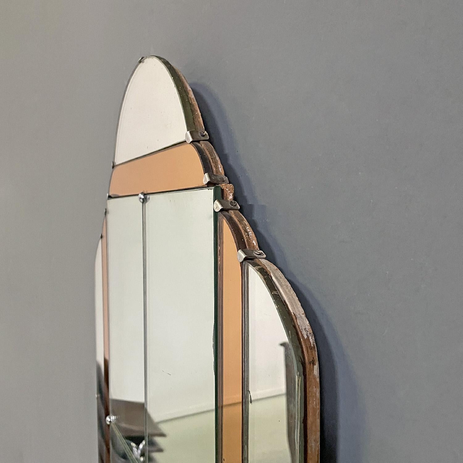 Mid-20th Century Italian Art Deco wall mirror with peach colored parts, 1930s For Sale