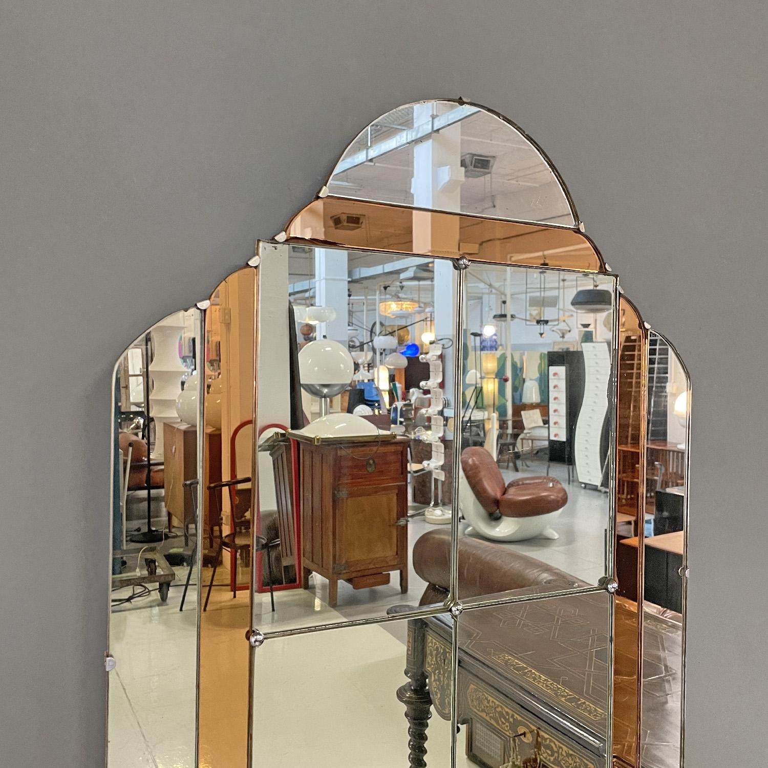 Italian Art Deco wall mirror with peach colored parts, 1930s For Sale 4