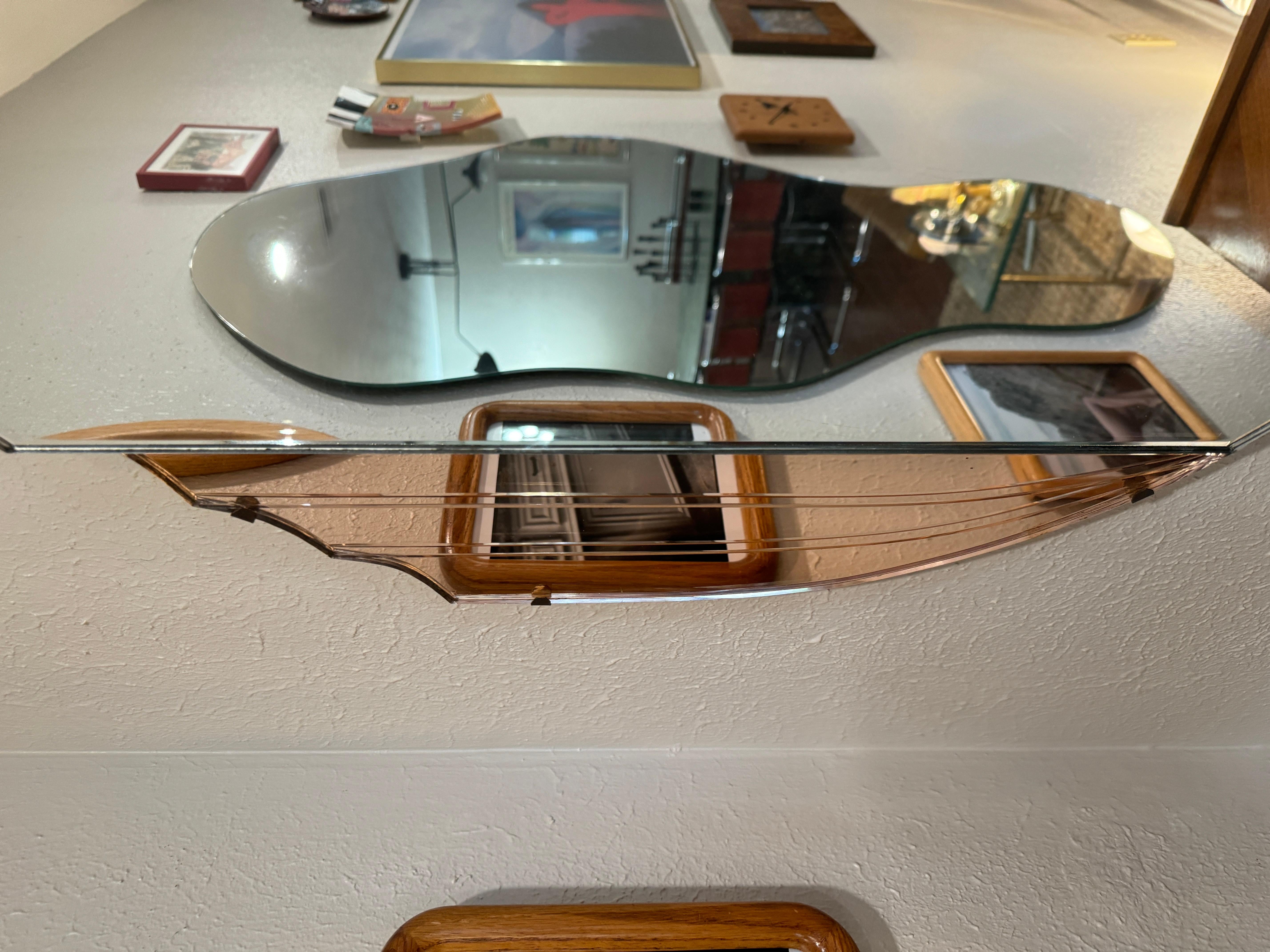 Italian Art Deco wall mirror with peach colored parts, circa 1930s 5