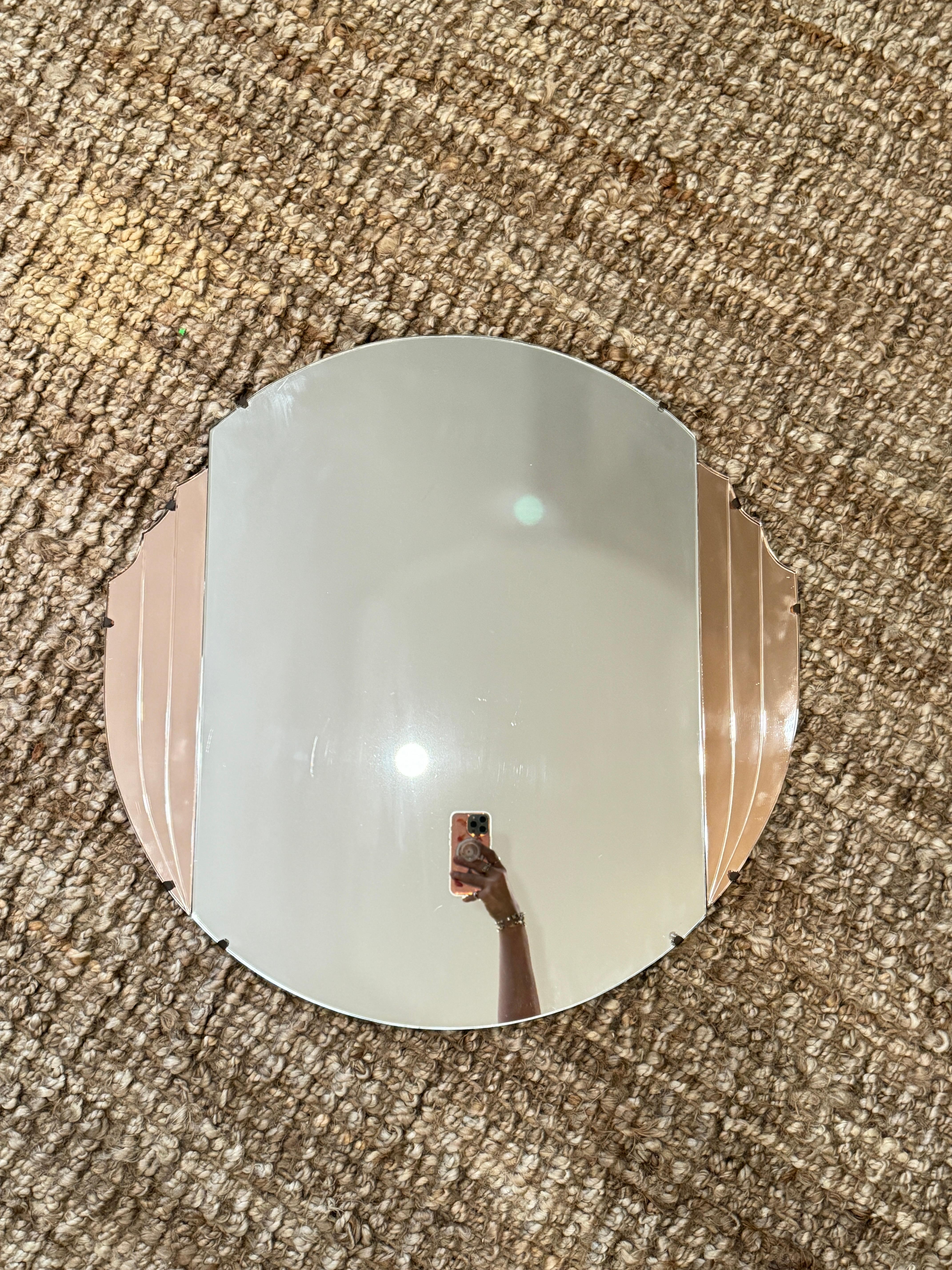 Italian Art Deco wall mirror with peach colored parts, circa 1930s 2