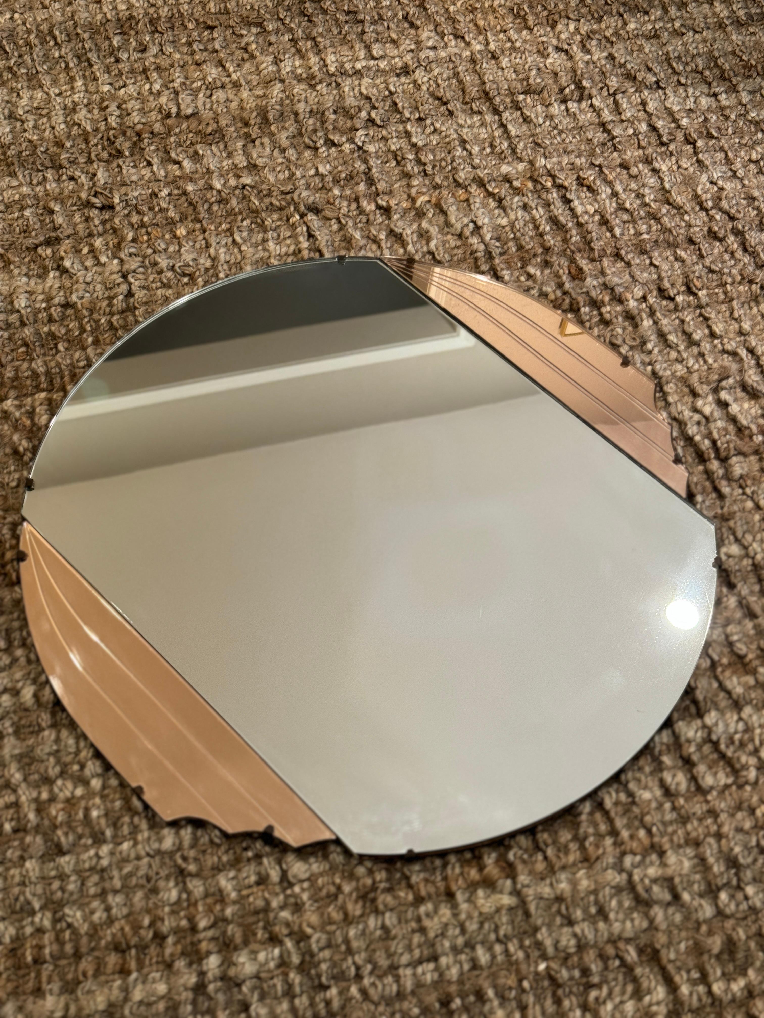 Italian Art Deco wall mirror with peach colored parts, circa 1930s 3