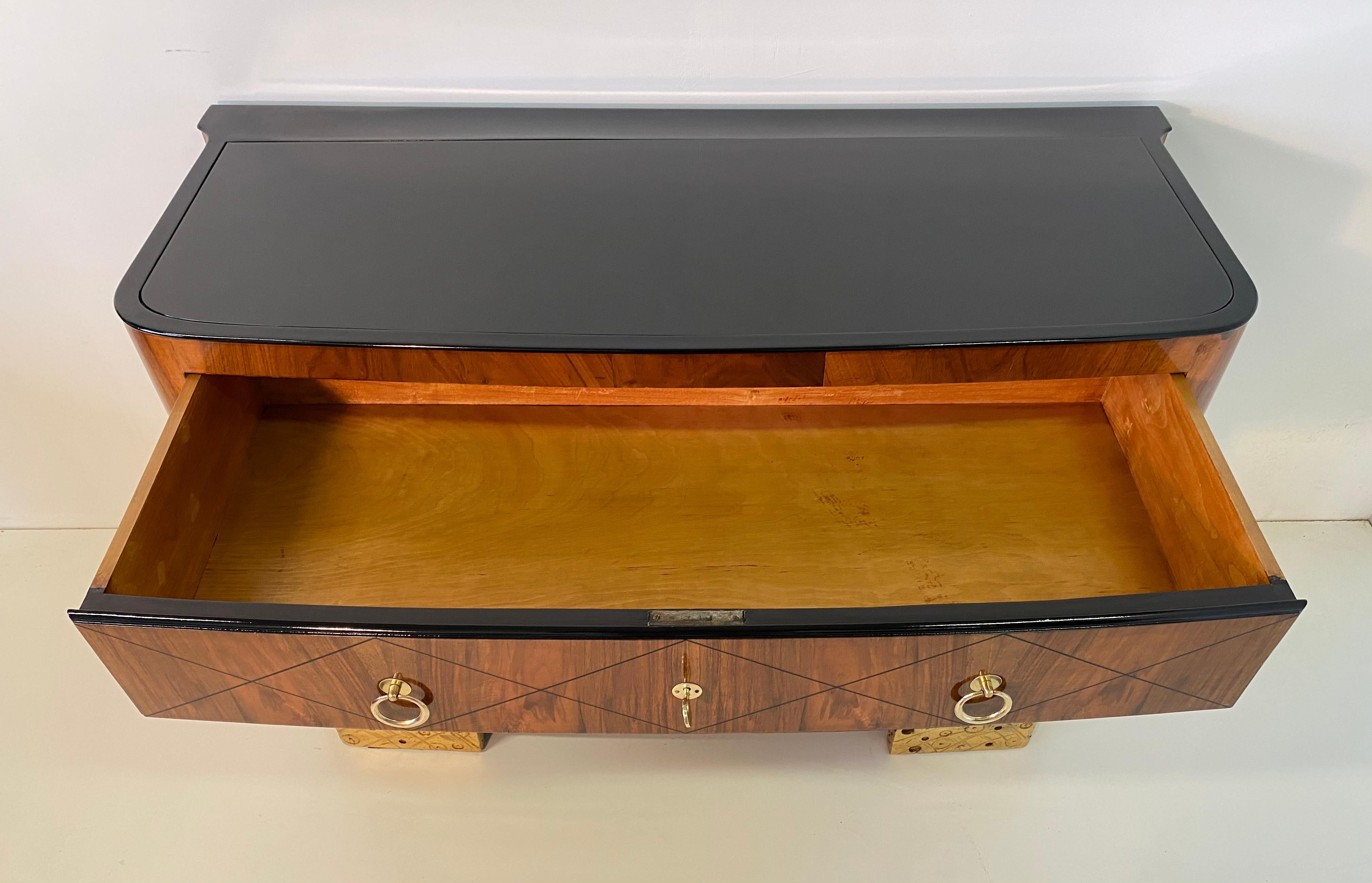 Italian Art Deco Walnut and Gold Leaf Chest of Drawers, 1930s 5