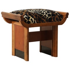 Italienischer Art-Déco-Hocker aus Nussbaumholz mit Leopardenmuster, um 1940