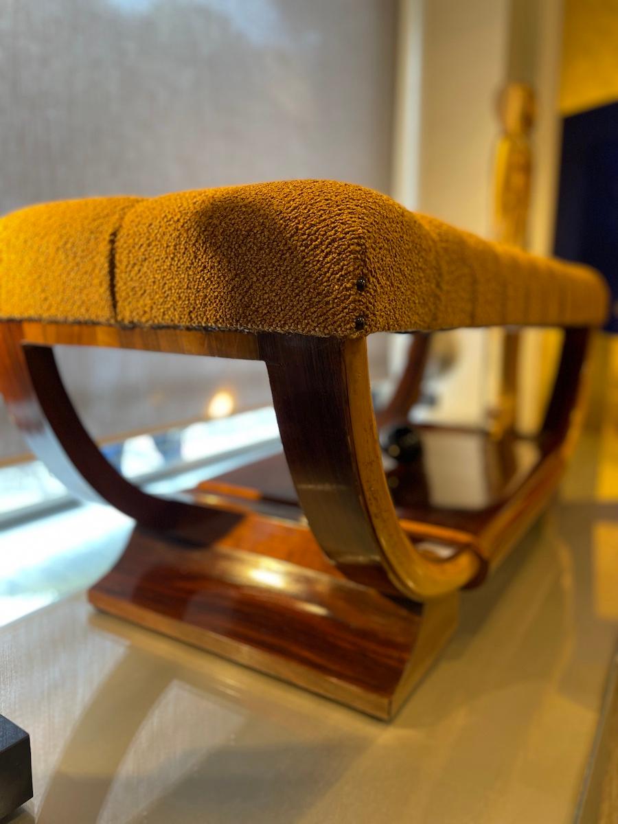 Italian Art Déco Walnut Bench with Tufted Upholstered Seat For Sale 3