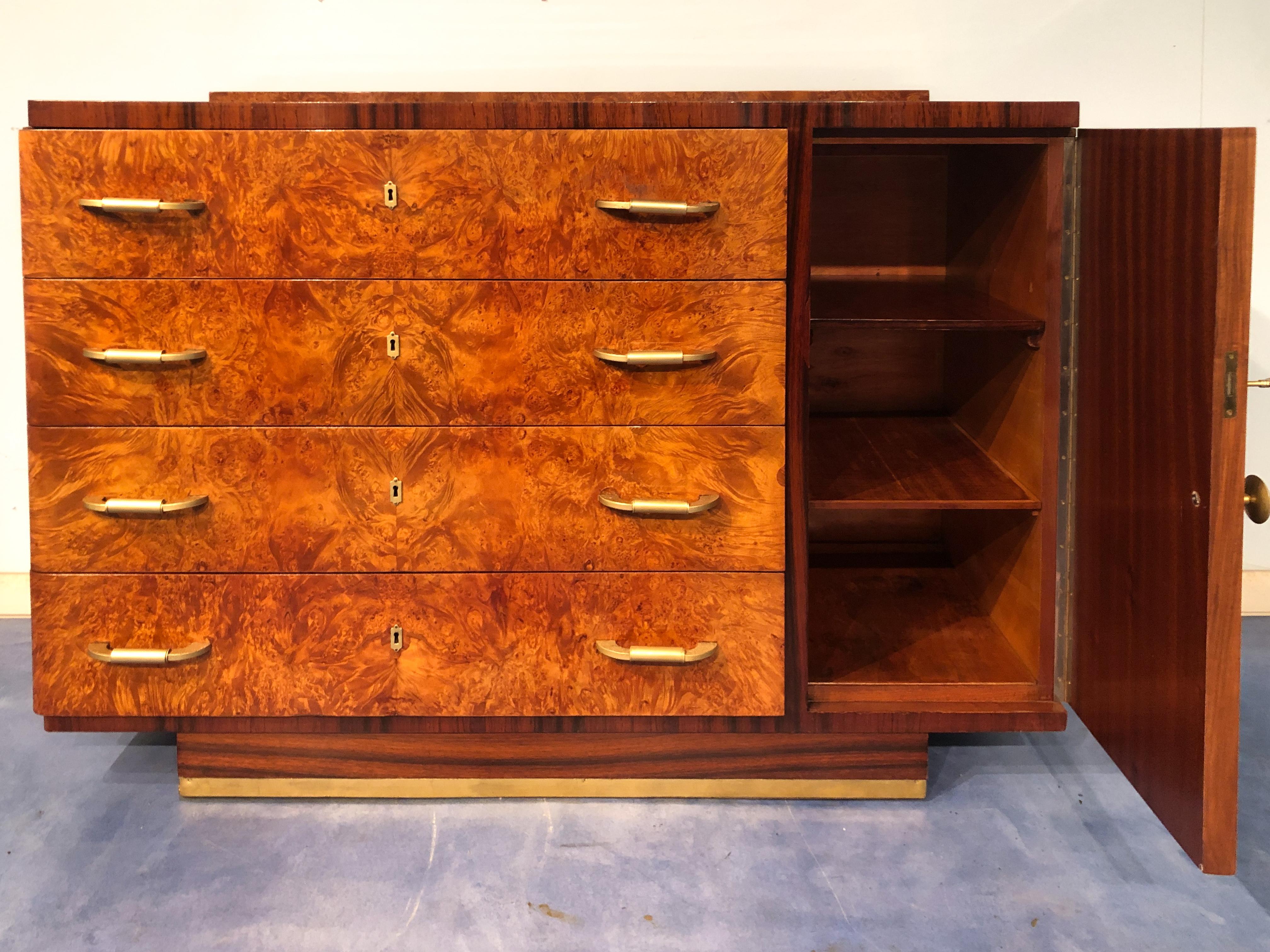 Italian Art Deco Walnut Chest of Drawers or Commode, 1940s 5