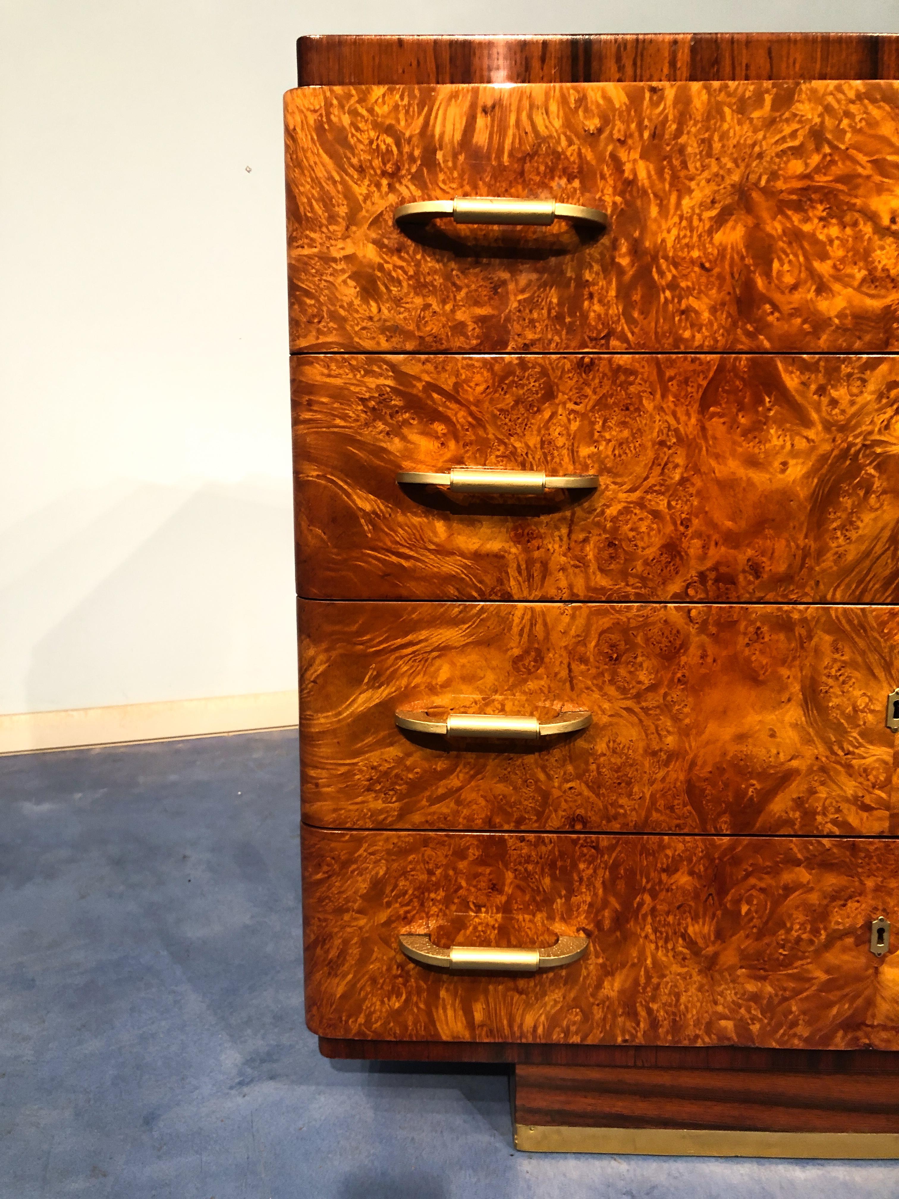 Italian Art Deco Walnut Chest of Drawers or Commode, 1940s 9