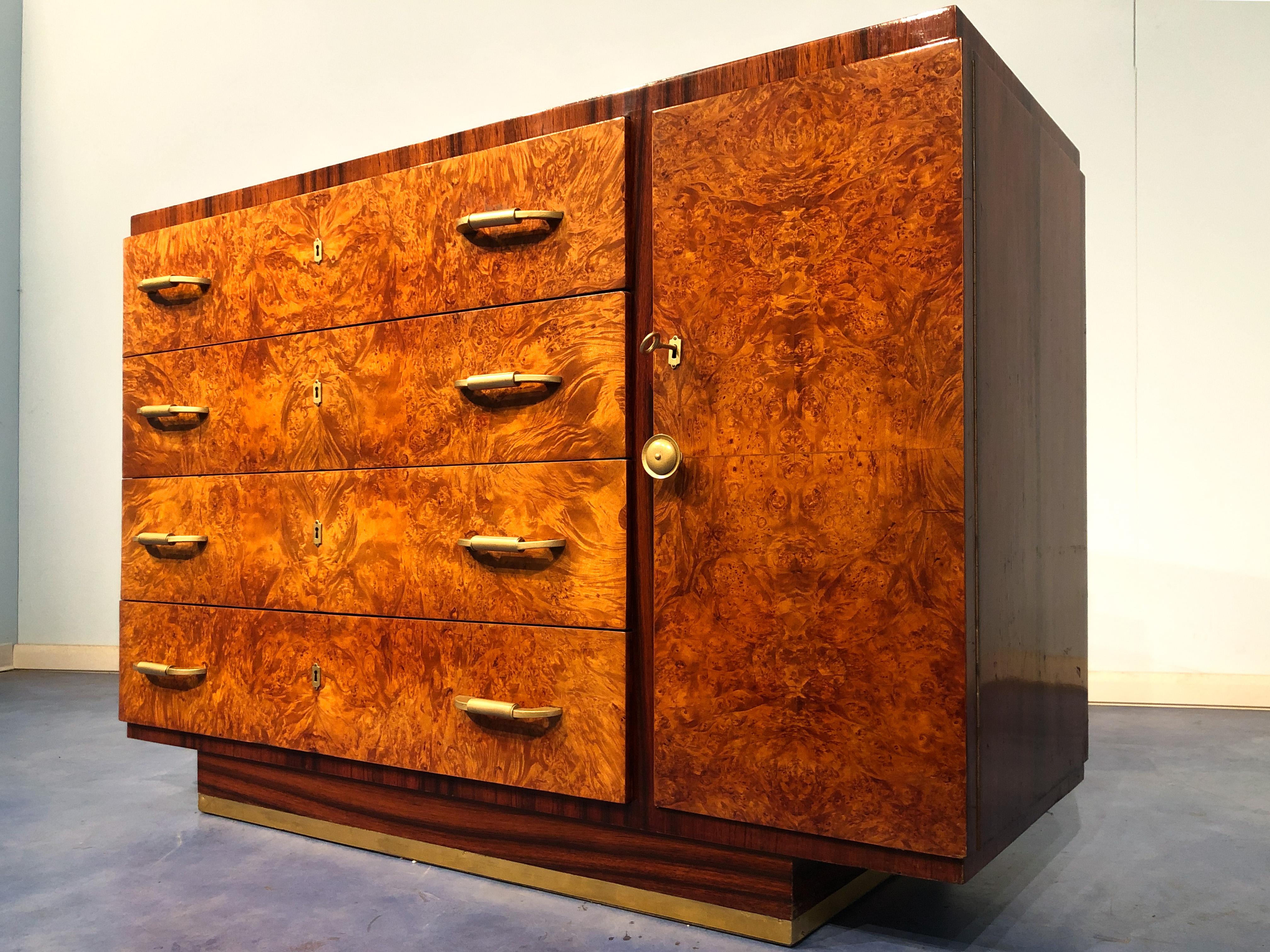 Italian Art Deco Walnut Chest of Drawers or Commode, 1940s 10