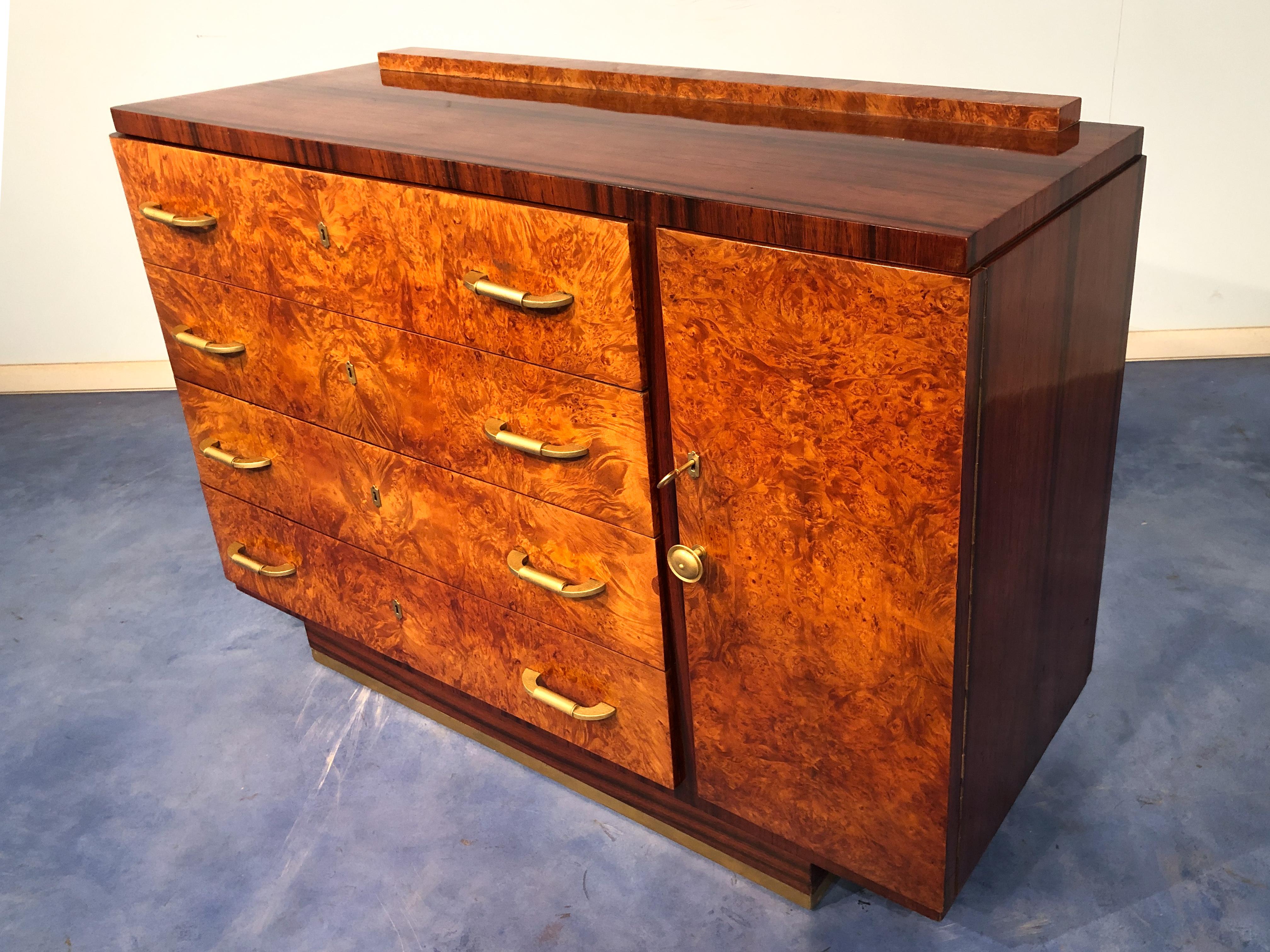 Italian Art Deco Walnut Chest of Drawers or Commode, 1940s 15
