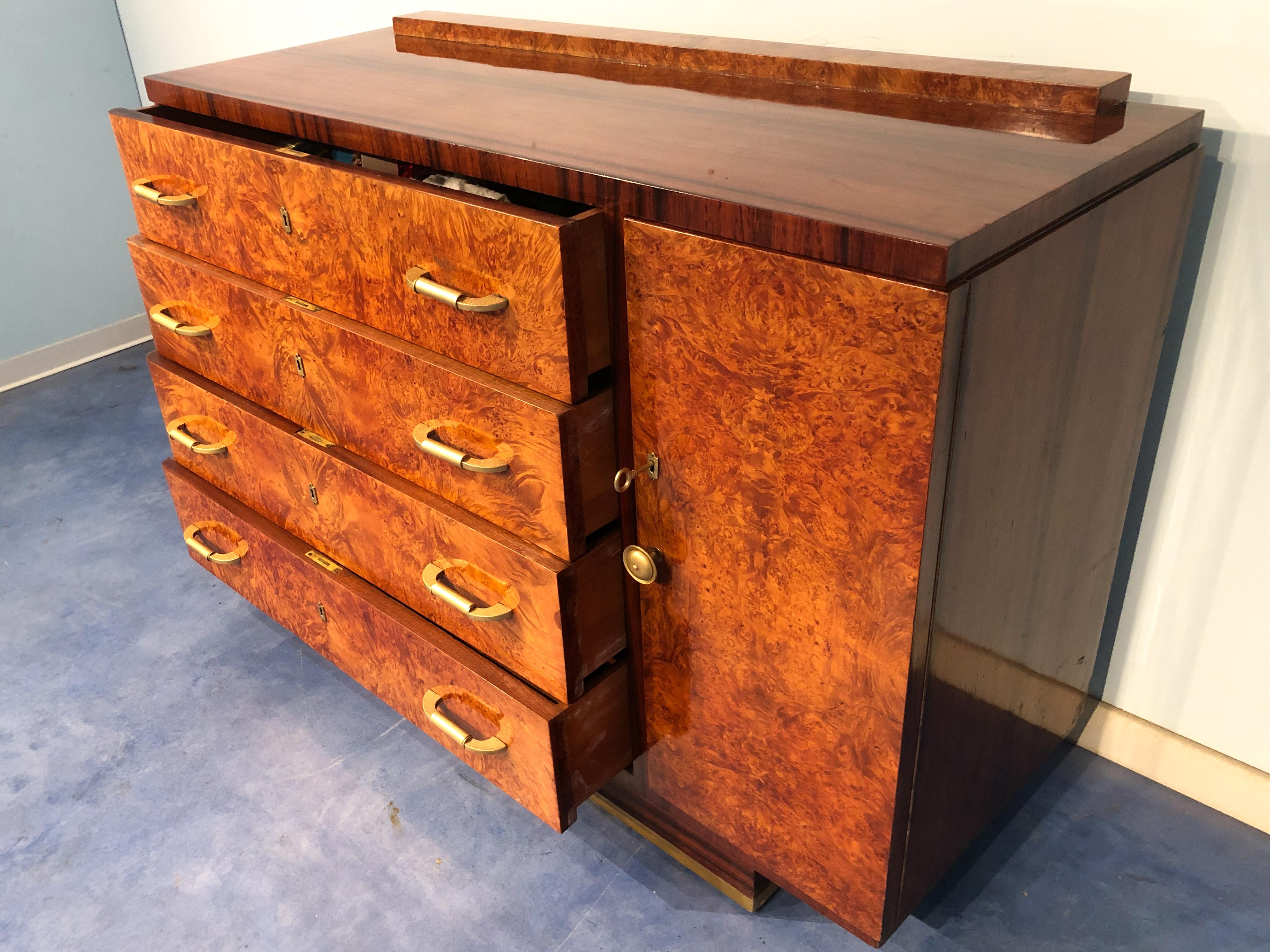 Italian Art Deco Walnut Chest of Drawers or Commode, 1940s 4