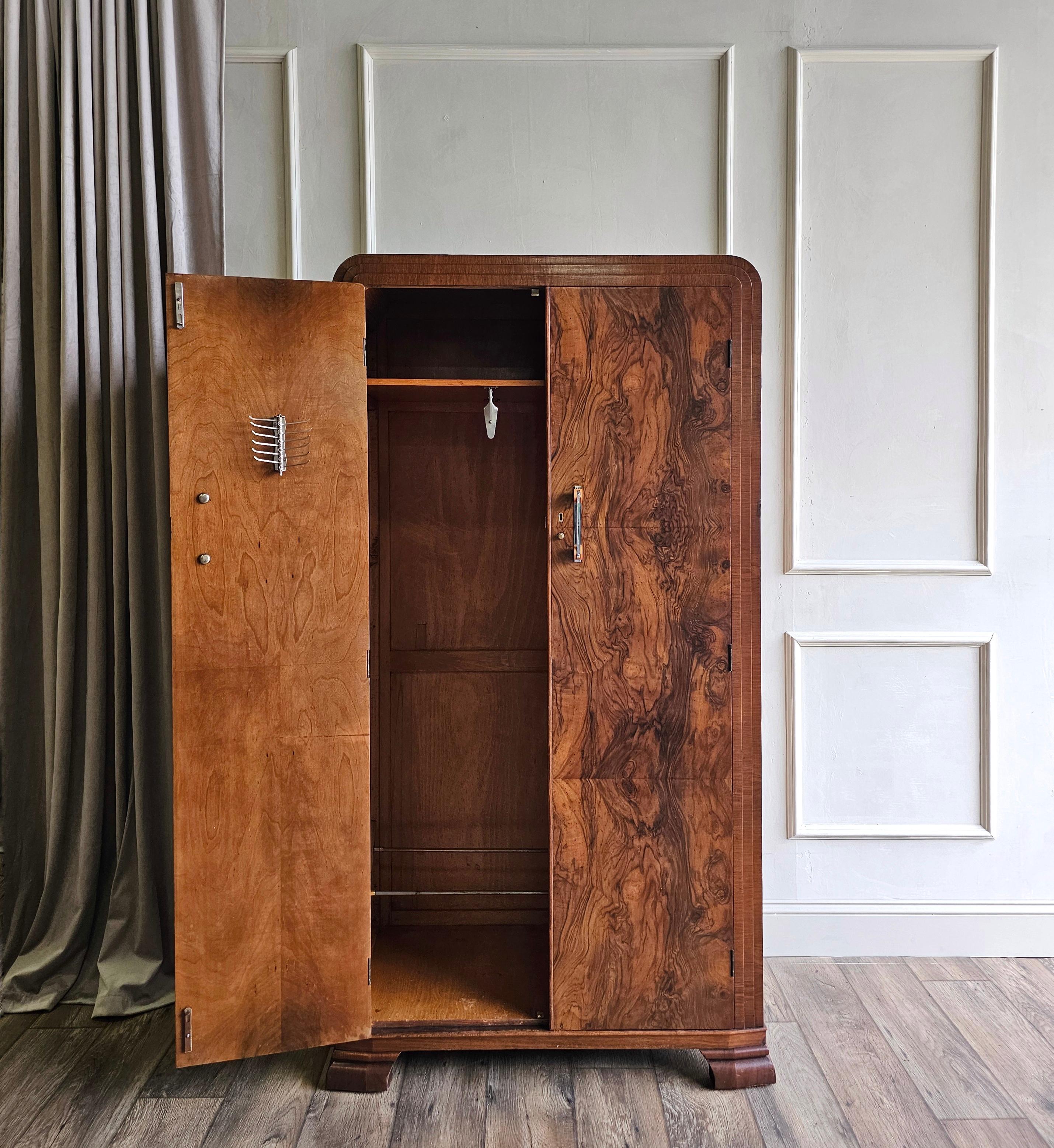 Veneer Italian Art Deco Walnut Wardrobe
