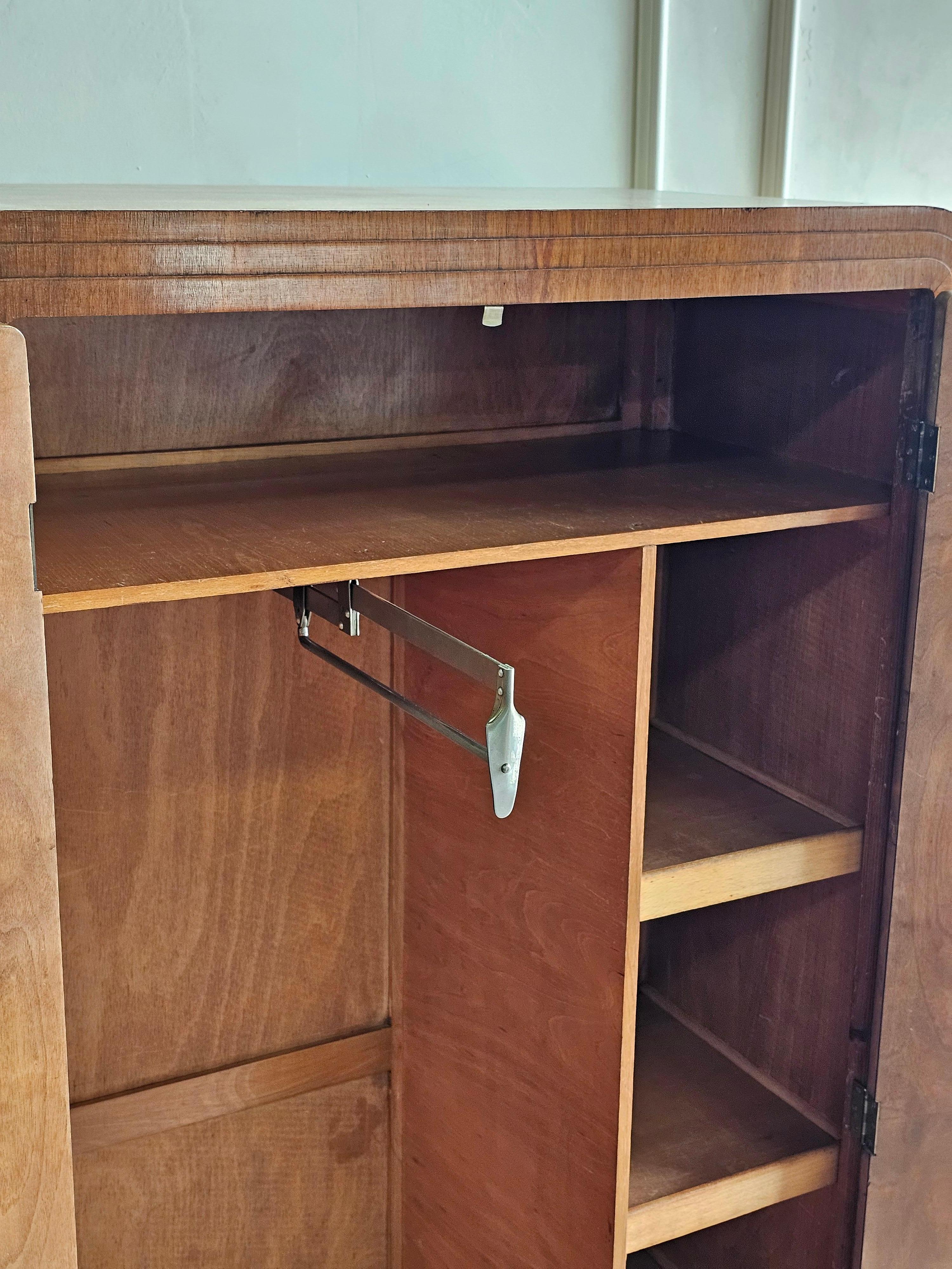 Italian Art Deco Walnut Wardrobe 3