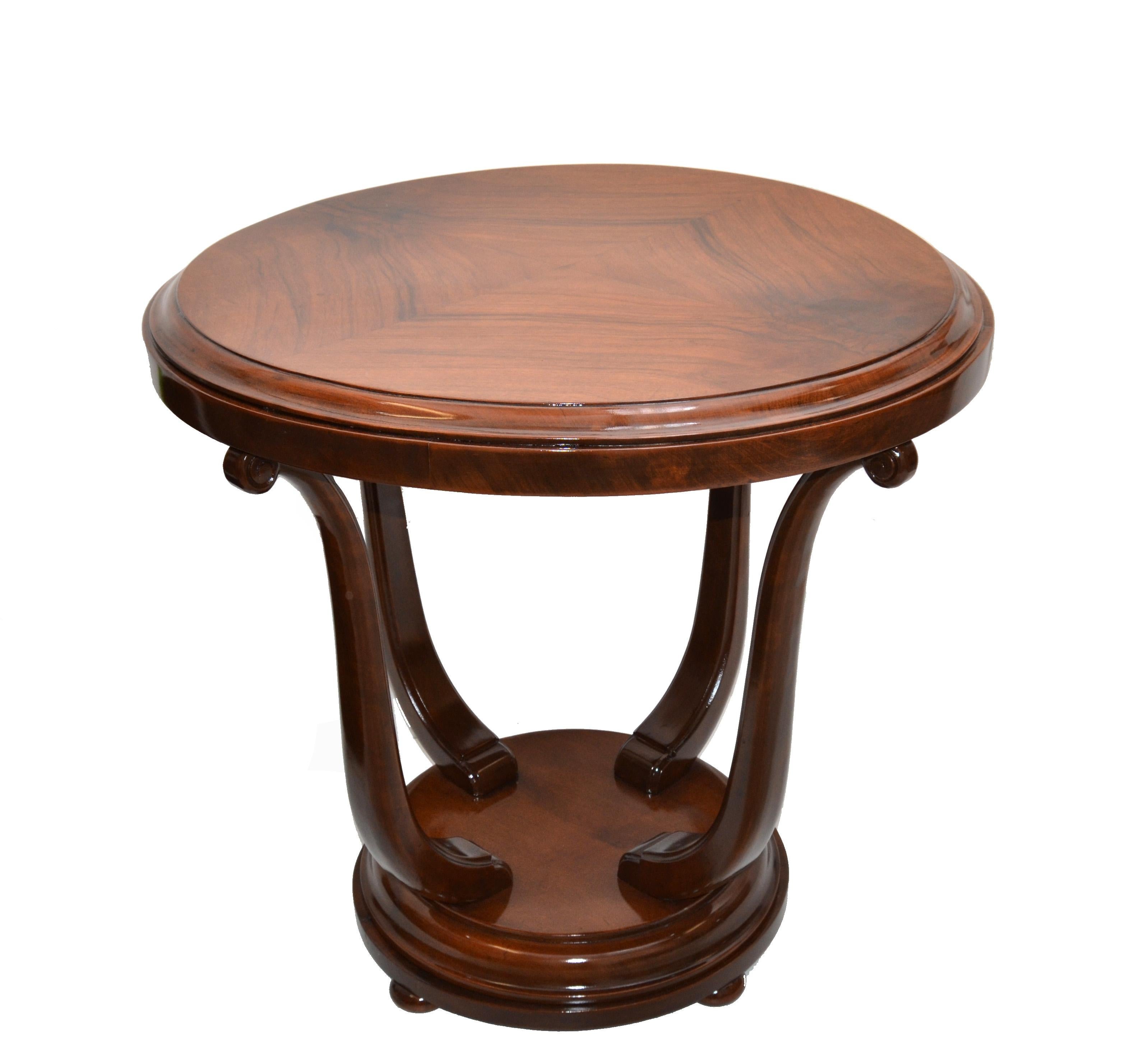 Italian Art Deco Walnut Wood Coffee Table Center Table 1950 For Sale 8