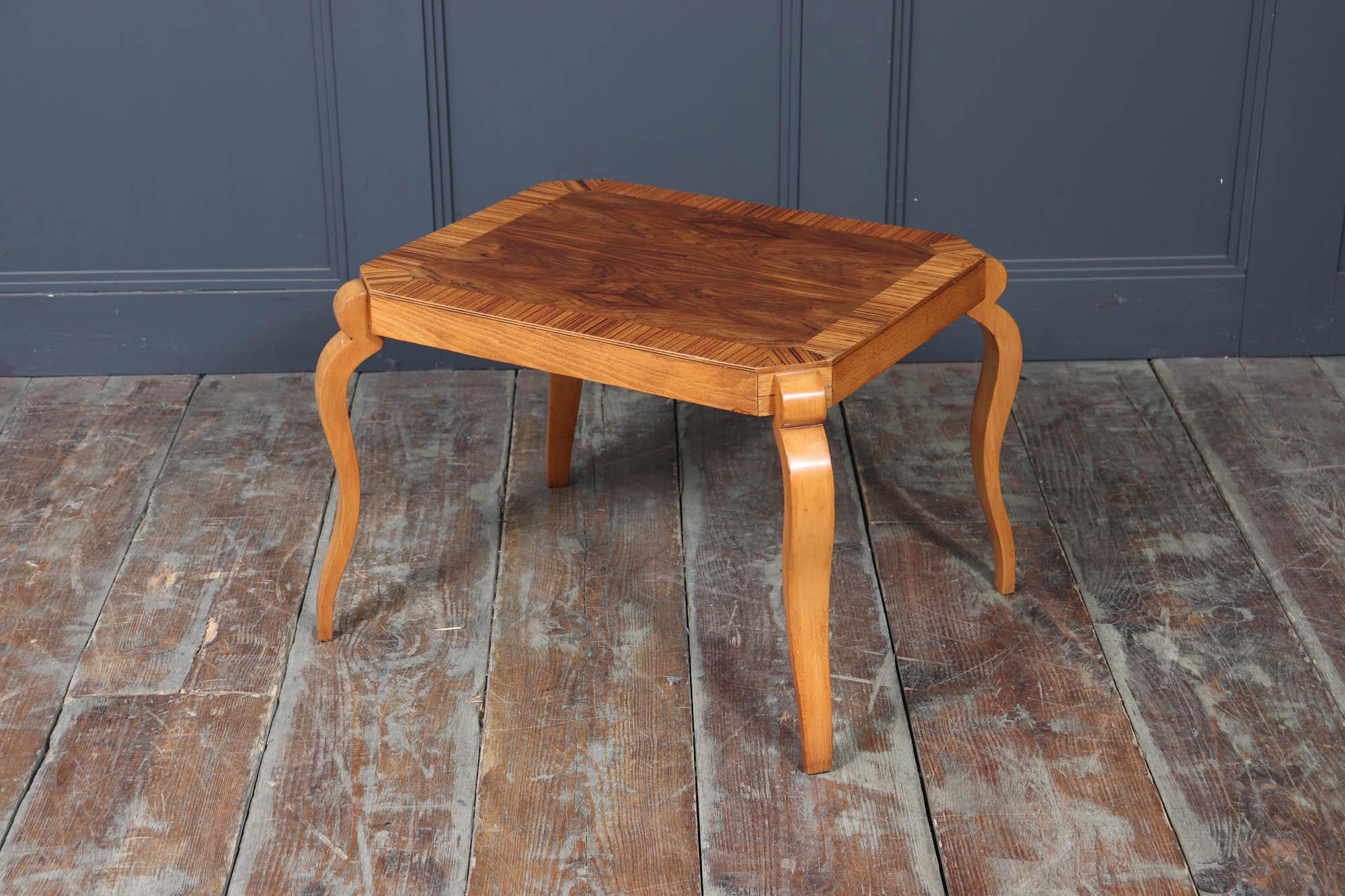 Italian Art Deco Walnut & Zebrano Side Table – c.1930s (Art déco) im Angebot