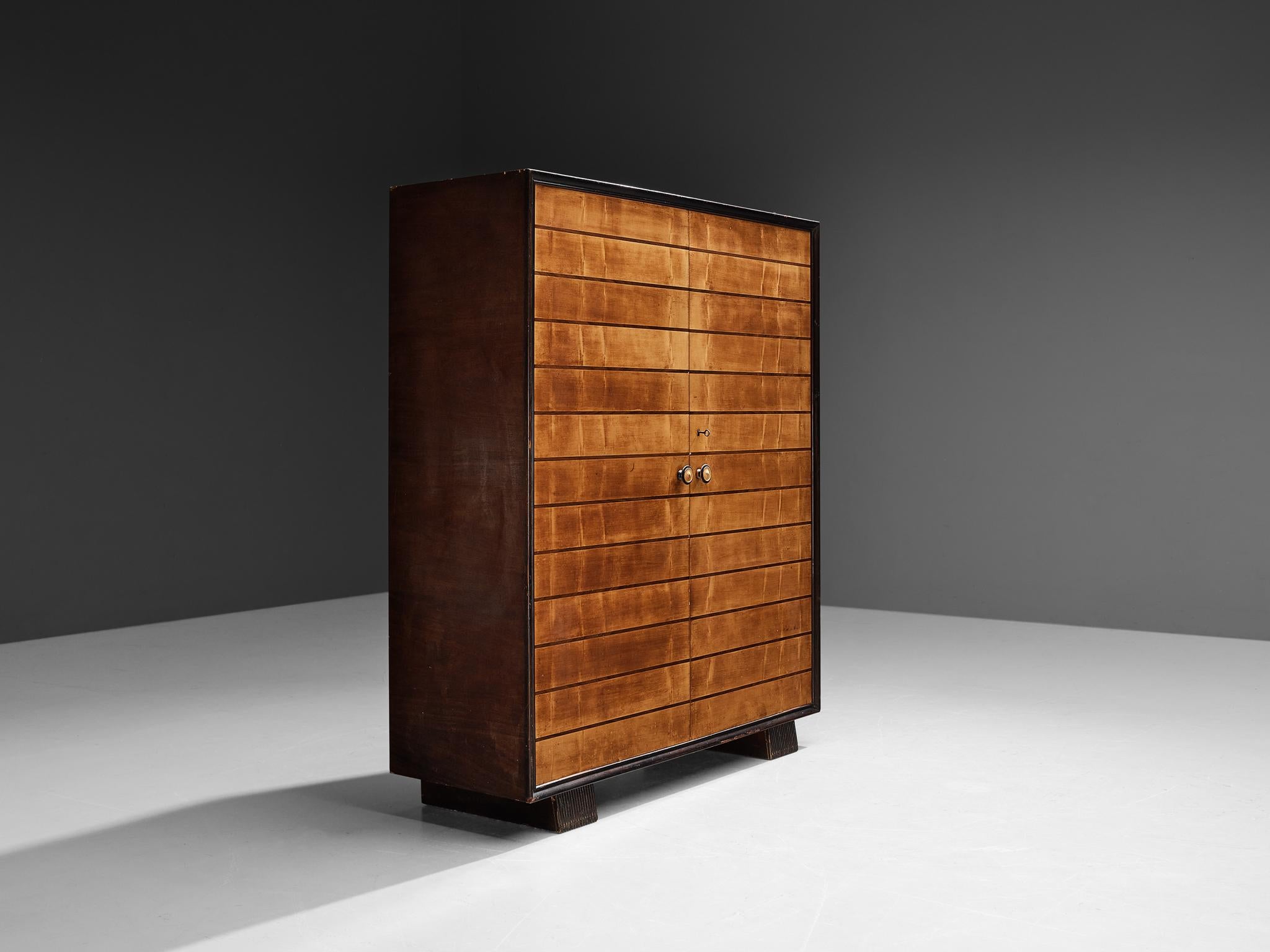 Italian Art Deco Large Cabinet in Maple 6