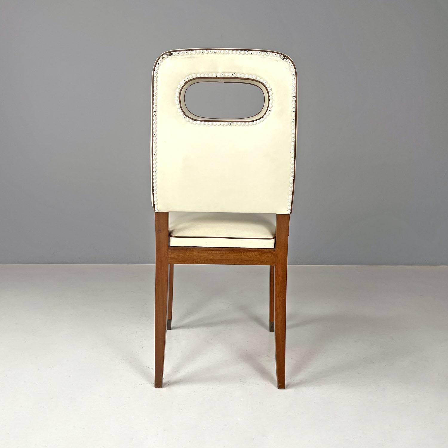 Brass Italian Art Deco white leather and wood chair by Giovanni Gariboldi, 1940s For Sale