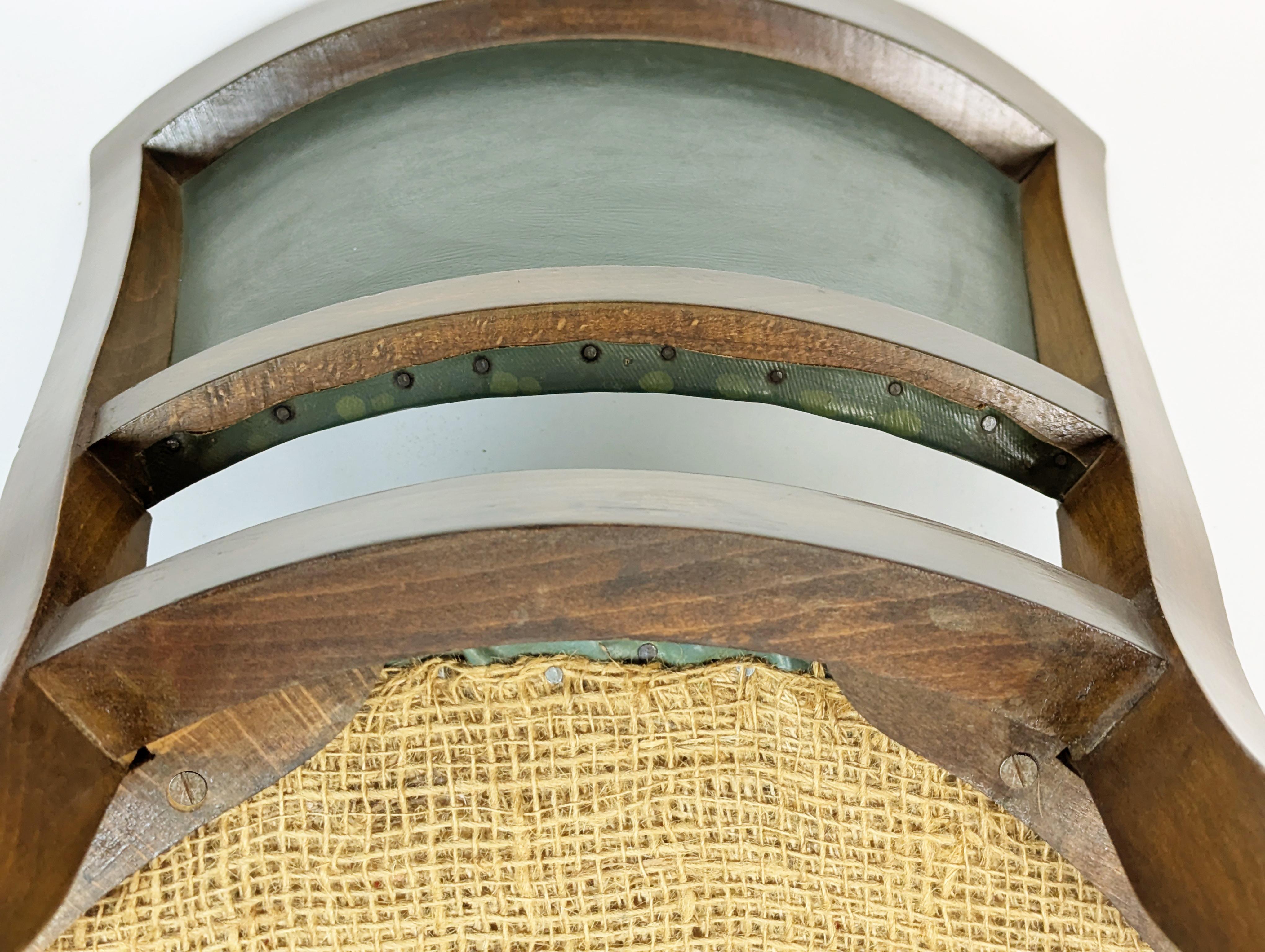 Italienische Esszimmerstühle aus Holz und dunkelgrünem Skai aus den 1930er Jahren, 6-teilig im Angebot 8