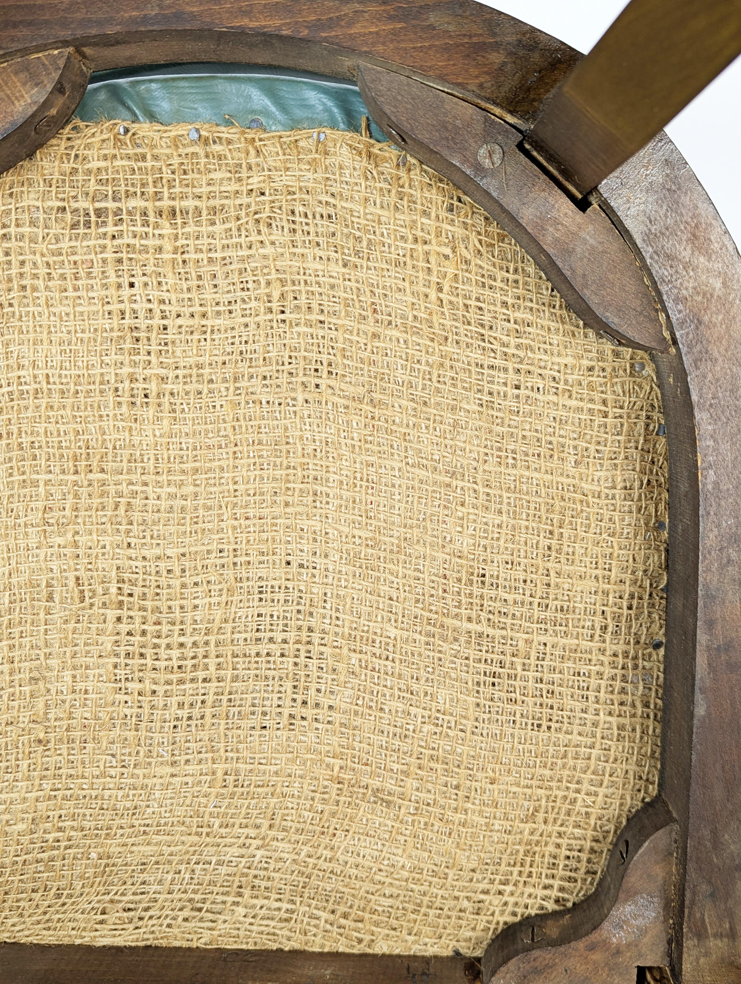Italienische Esszimmerstühle aus Holz und dunkelgrünem Skai aus den 1930er Jahren, 6-teilig im Angebot 9
