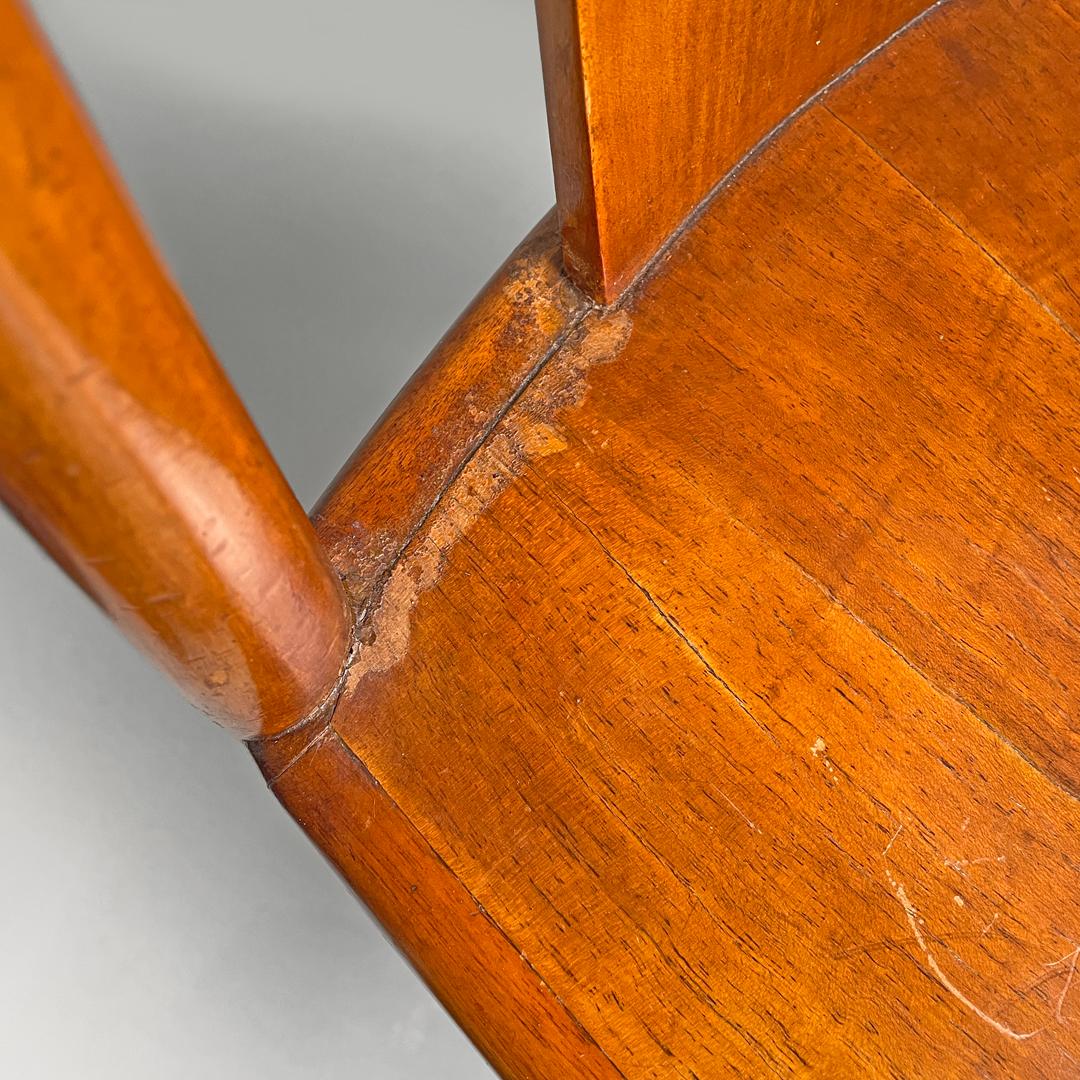 Italian Art Deco wooden chairs with rounded structure and rectangular back 1930s in vendita 9