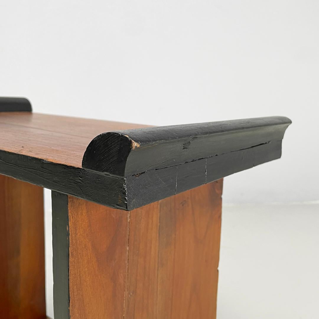 Table basse italienne Art déco en bois avec profils arrondis peints en noir, années 1940 en vente 7