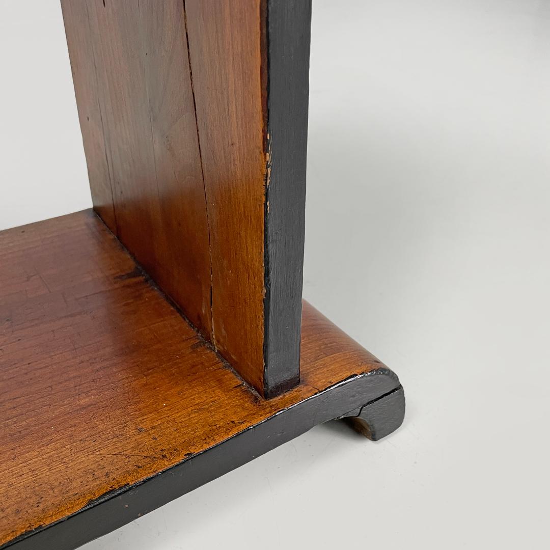 Table basse italienne Art déco en bois avec profils arrondis peints en noir, années 1940 en vente 12