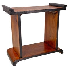 Italienischer Art Deco Couchtisch aus Holz mit schwarz lackierten runden Profilen, 1940er Jahre