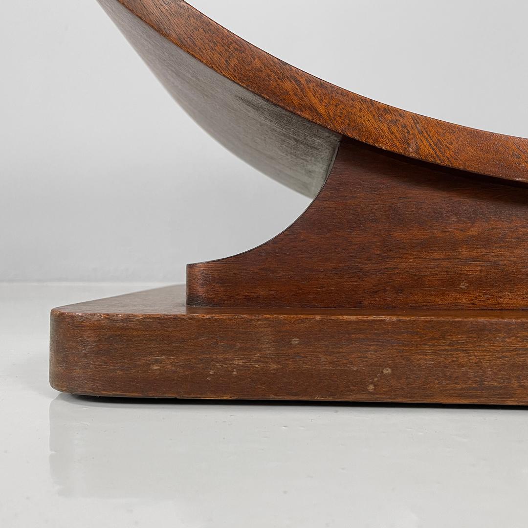 Italian Art Deco wooden coffee table with semicircle legs, 1930s For Sale 8