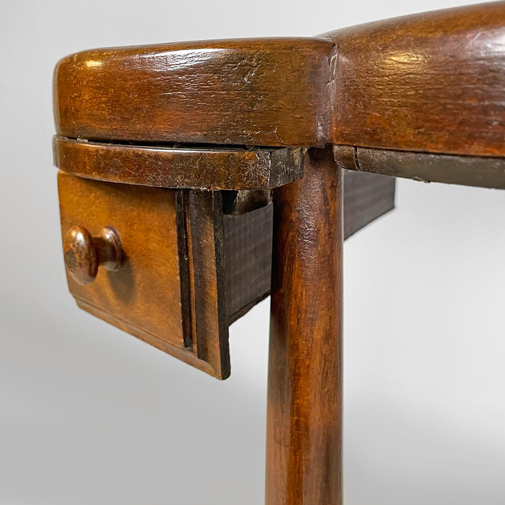 Italian art deco wooden coffee tables with tray on the top, 1900s For Sale 7