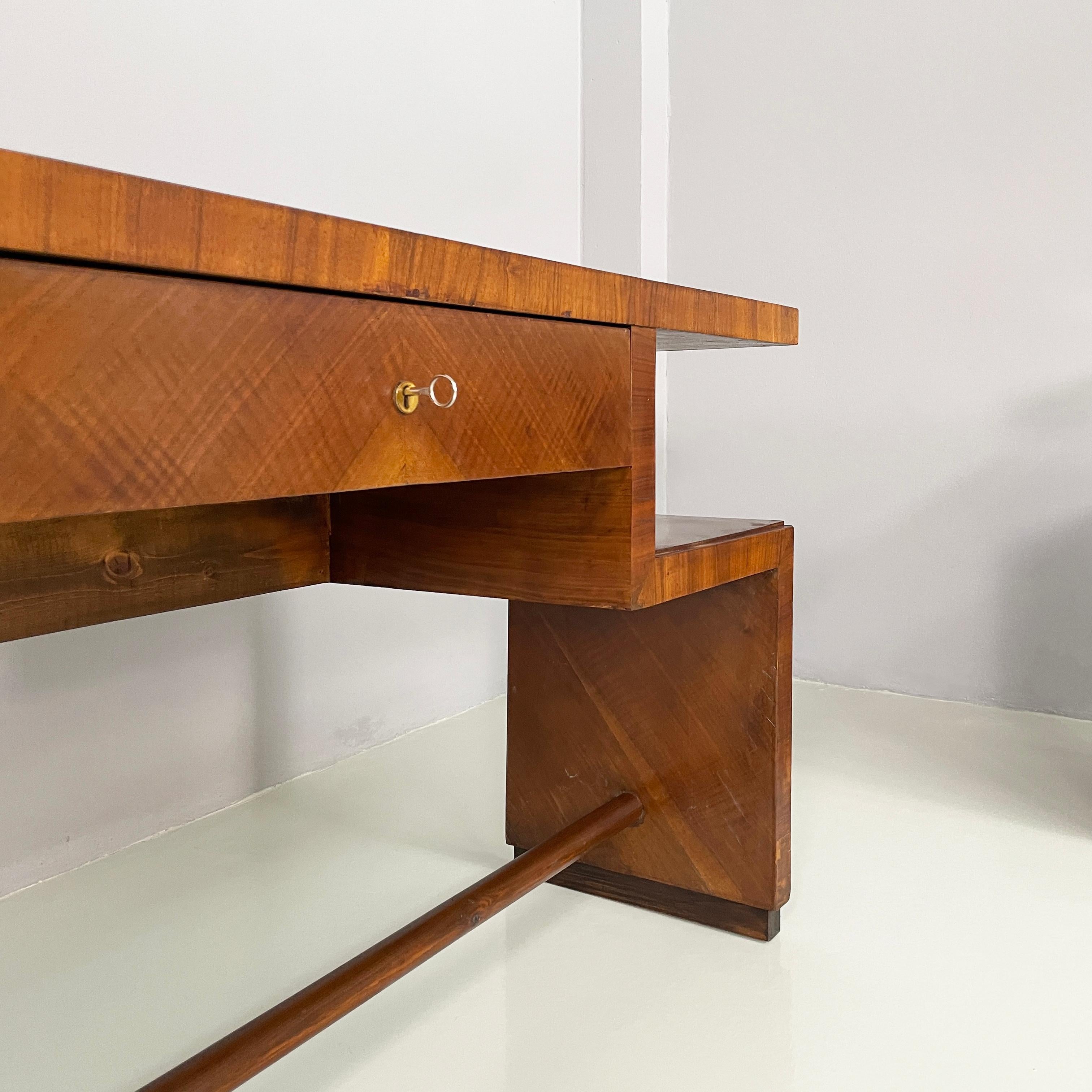 Rechteckige italienische Art-Déco-Konsolen aus Holz mit Schublade, 1940er Jahre im Zustand „Gut“ im Angebot in MIlano, IT