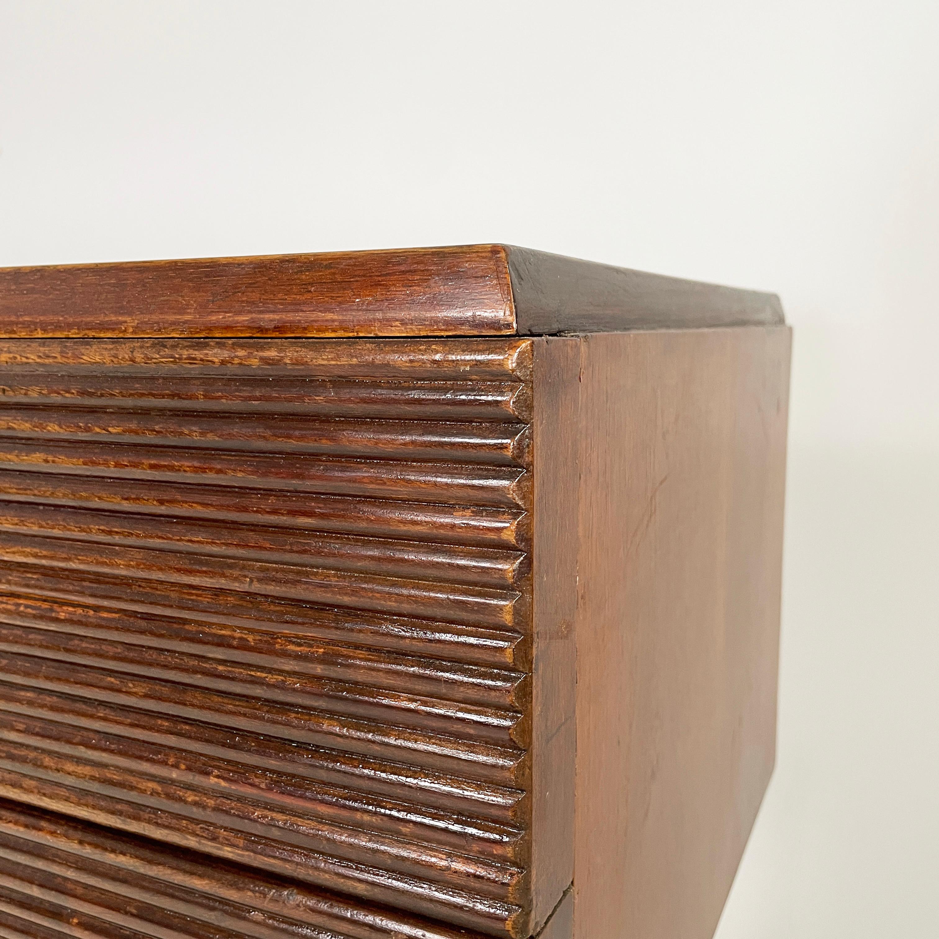 Italian Art Deco wooden sideboard with six drawers by Gio Ponti, 1940s  6