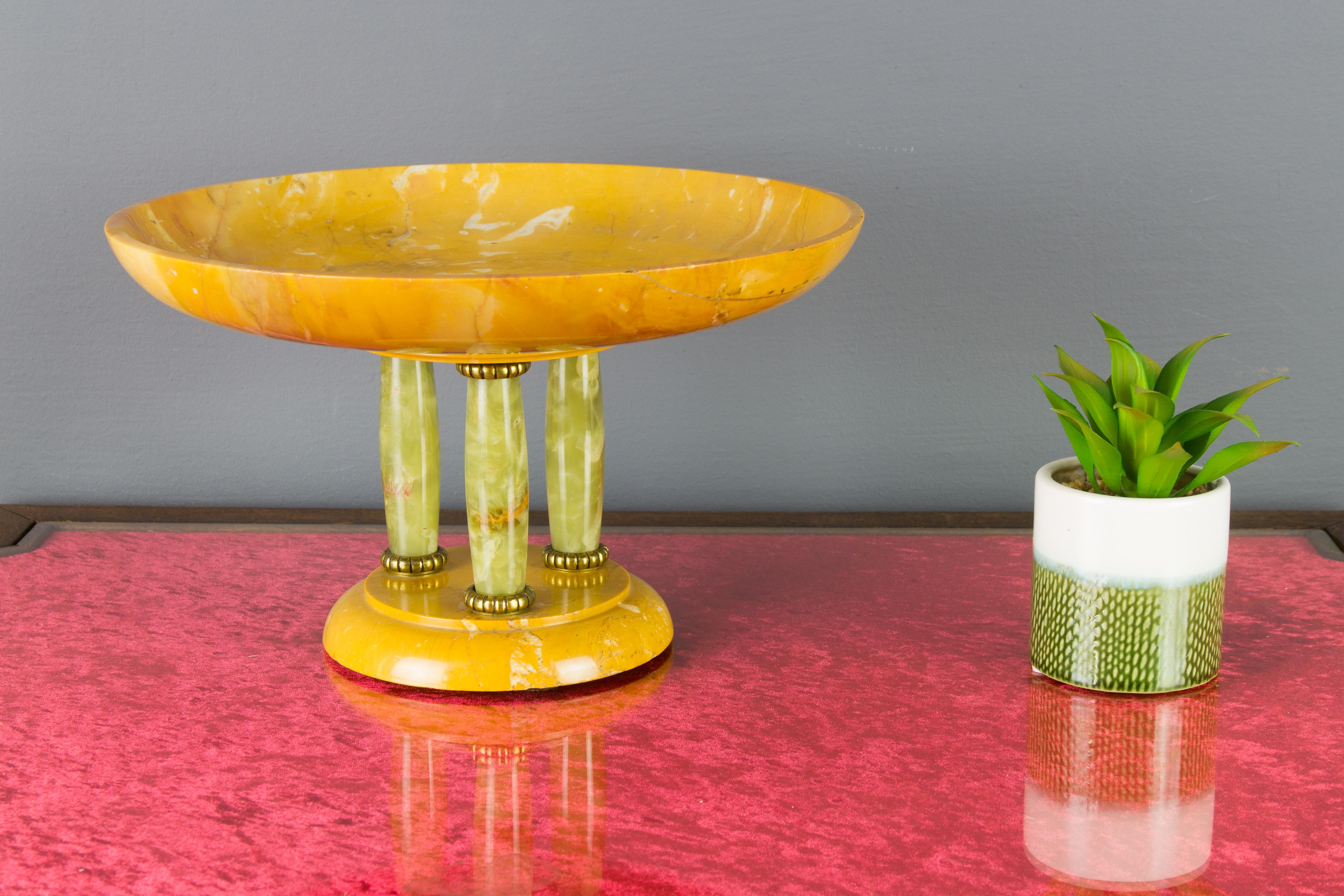 Mid-20th Century Italian Art Deco Yellow Alabaster and Green Onyx Centerpiece, 1930s