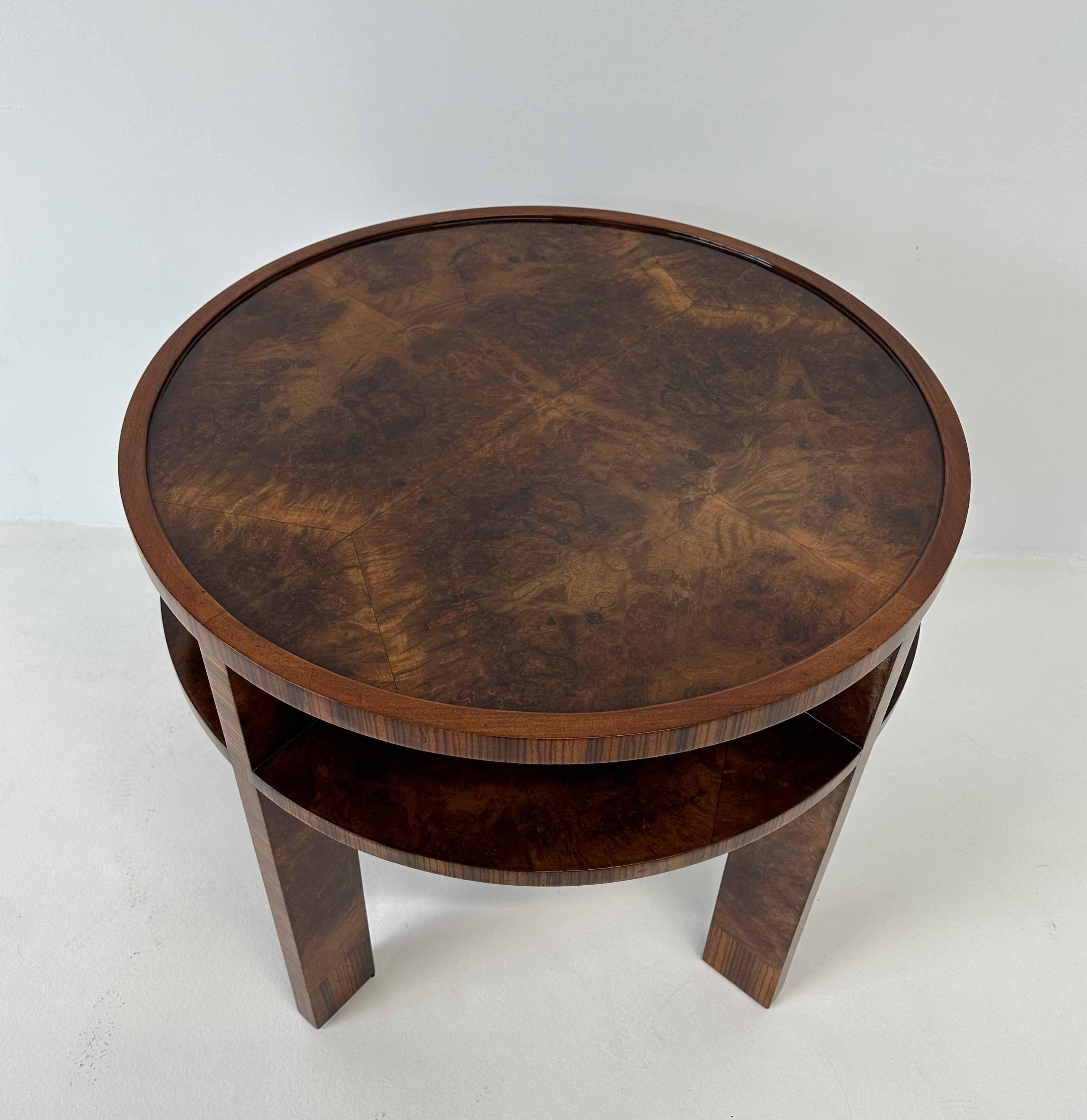 Tavolino da caffè Art Deco italiano in Wood Wood e radica di noce, anni '30 In condizioni buone a Meda, MB
