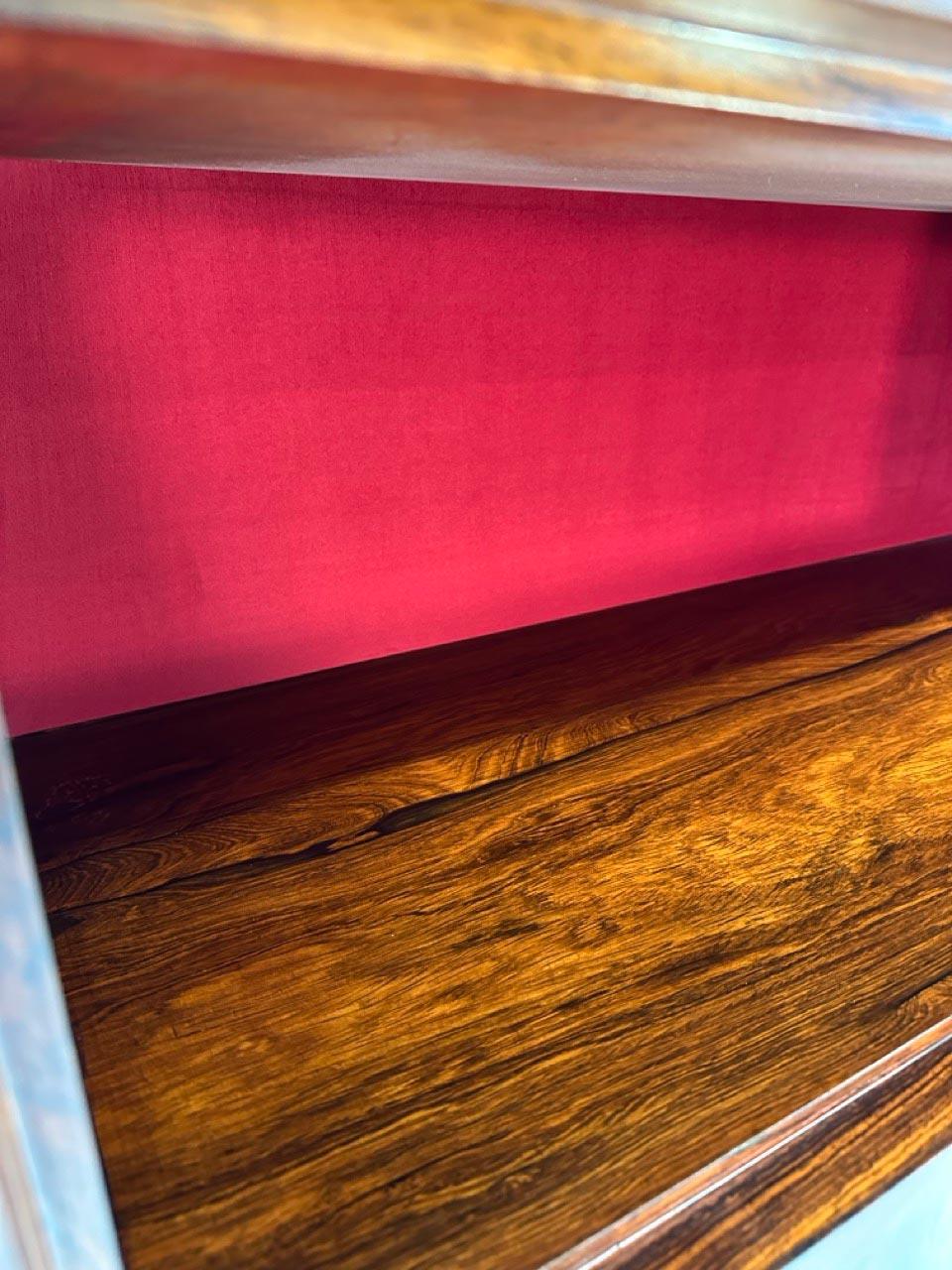 Italian Art Deco Ziricote Wood and Velvet Sideboard Cabinet attr. Borsani, 1950s For Sale 7