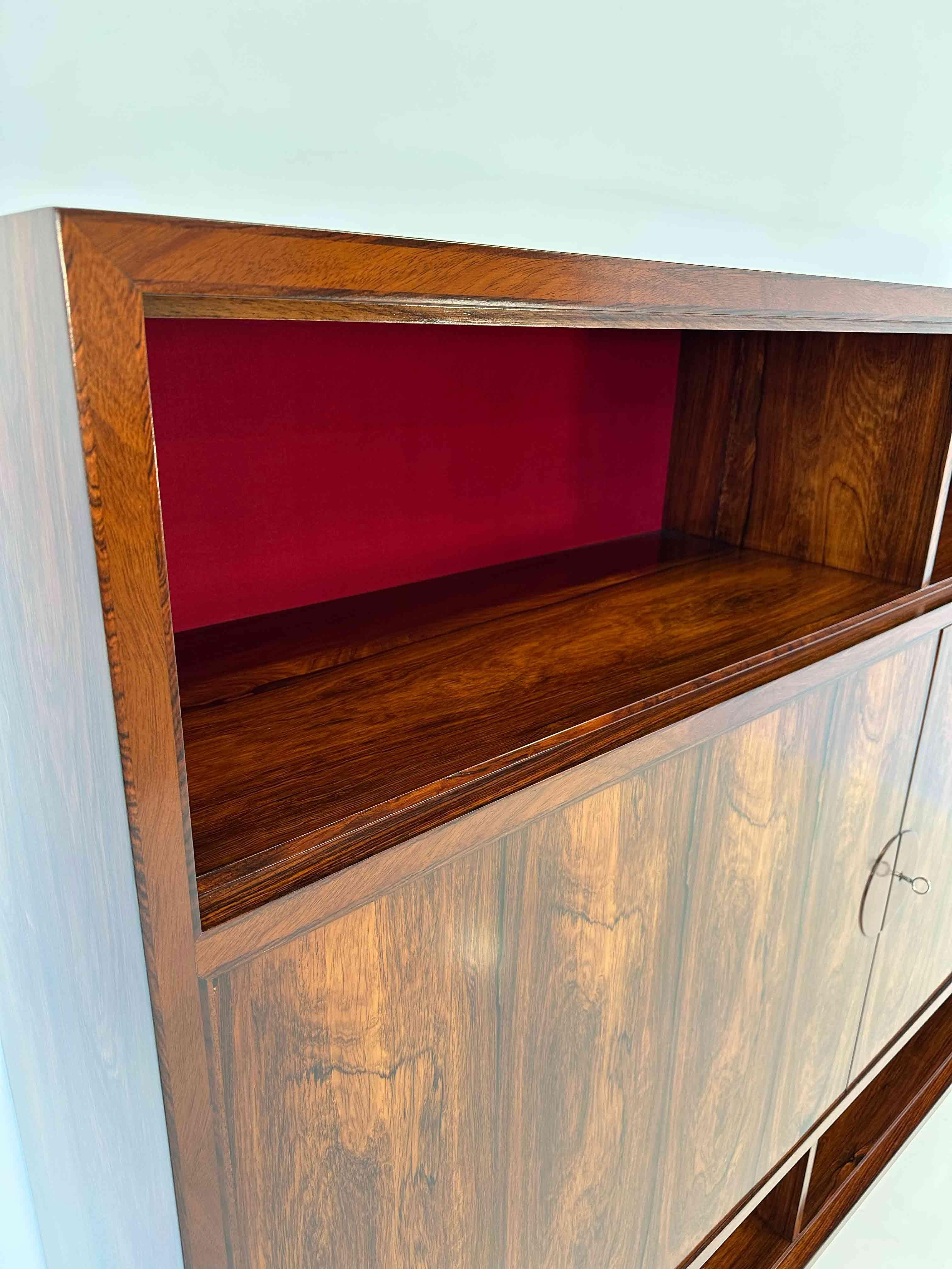 Italian Art Deco Ziricote Wood and Velvet Sideboard Cabinet attr. Borsani, 1950s For Sale 8