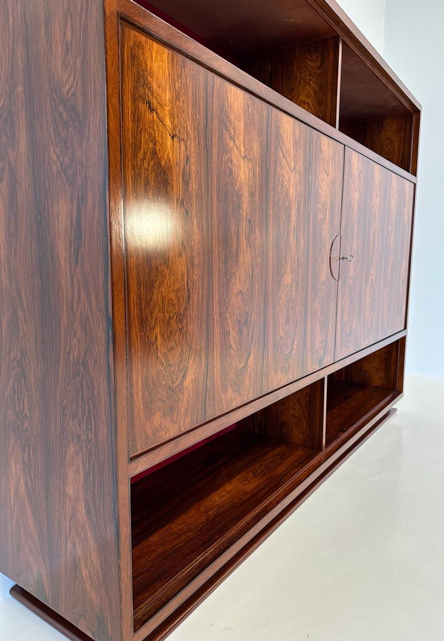 Italian Art Deco Ziricote Wood and Velvet Sideboard Cabinet attr. Borsani, 1950s For Sale 6