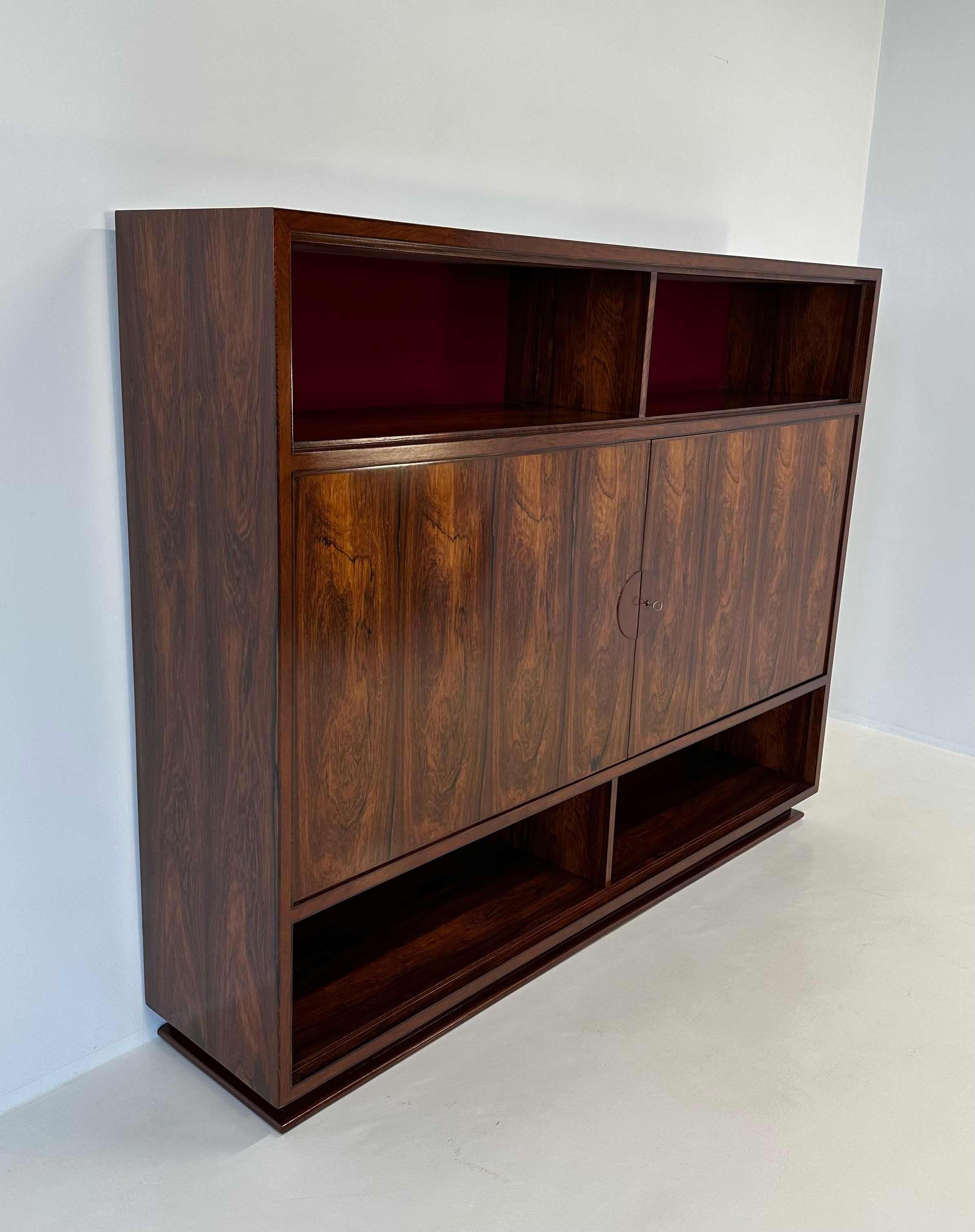 Italian Art Deco Ziricote Wood and Velvet Sideboard Cabinet attr. Borsani, 1950s For Sale 1