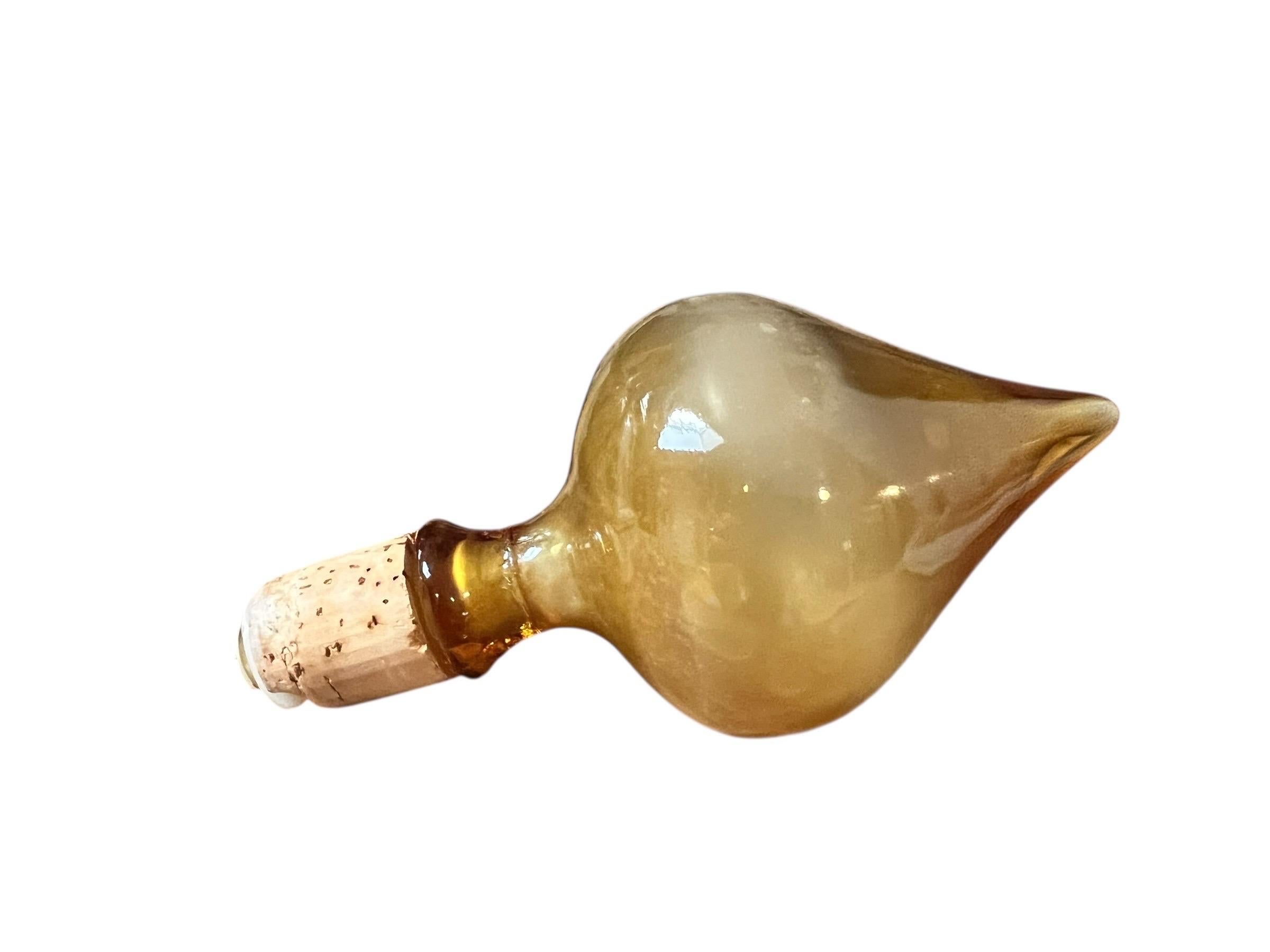 Mid-Century Modern Carafe en verre d'art italien - bouchon en verre soufflé, jaune/orange - 1960 en vente