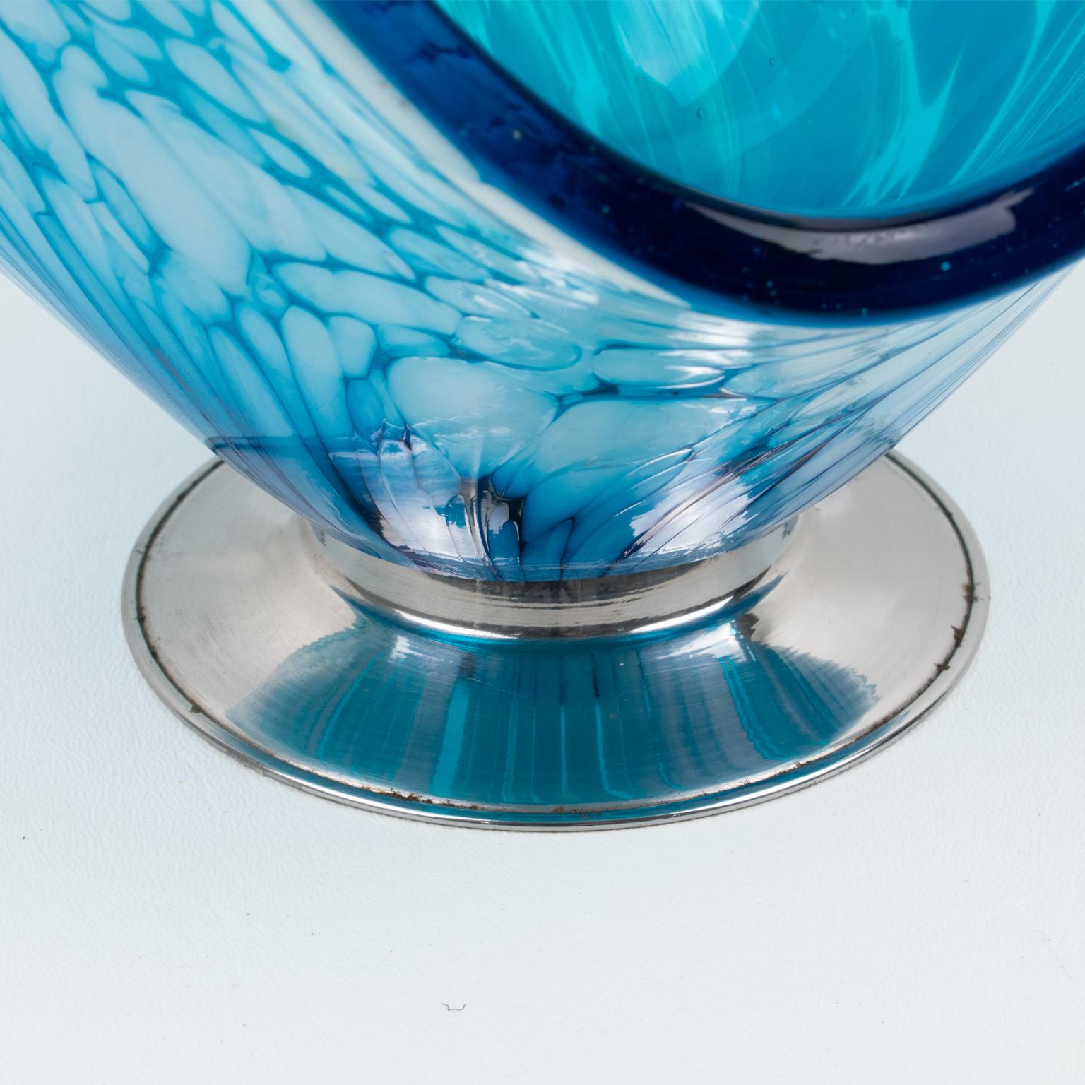 Mid-20th Century Italian Art Glass Murano Blue and White Sculptural Bowl Vase Centerpiece For Sale