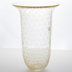 Vase en verre d'art italien de Murano, paillettes et bulles d'or, par Gambaro & Poggi