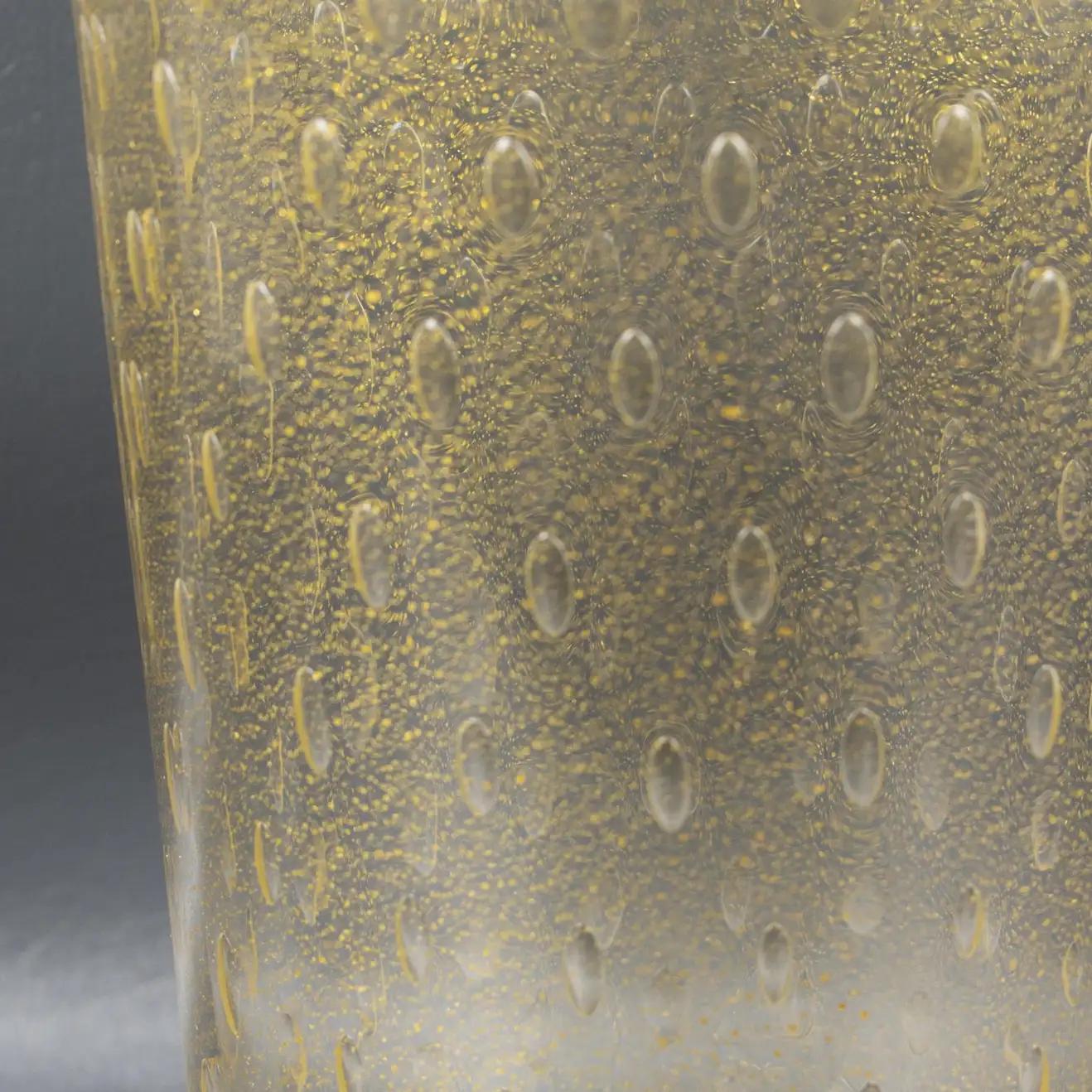 Italian Art Glass Murano Vase Gold Flakes and Bubbles by Gambaro & Poggi For Sale 7