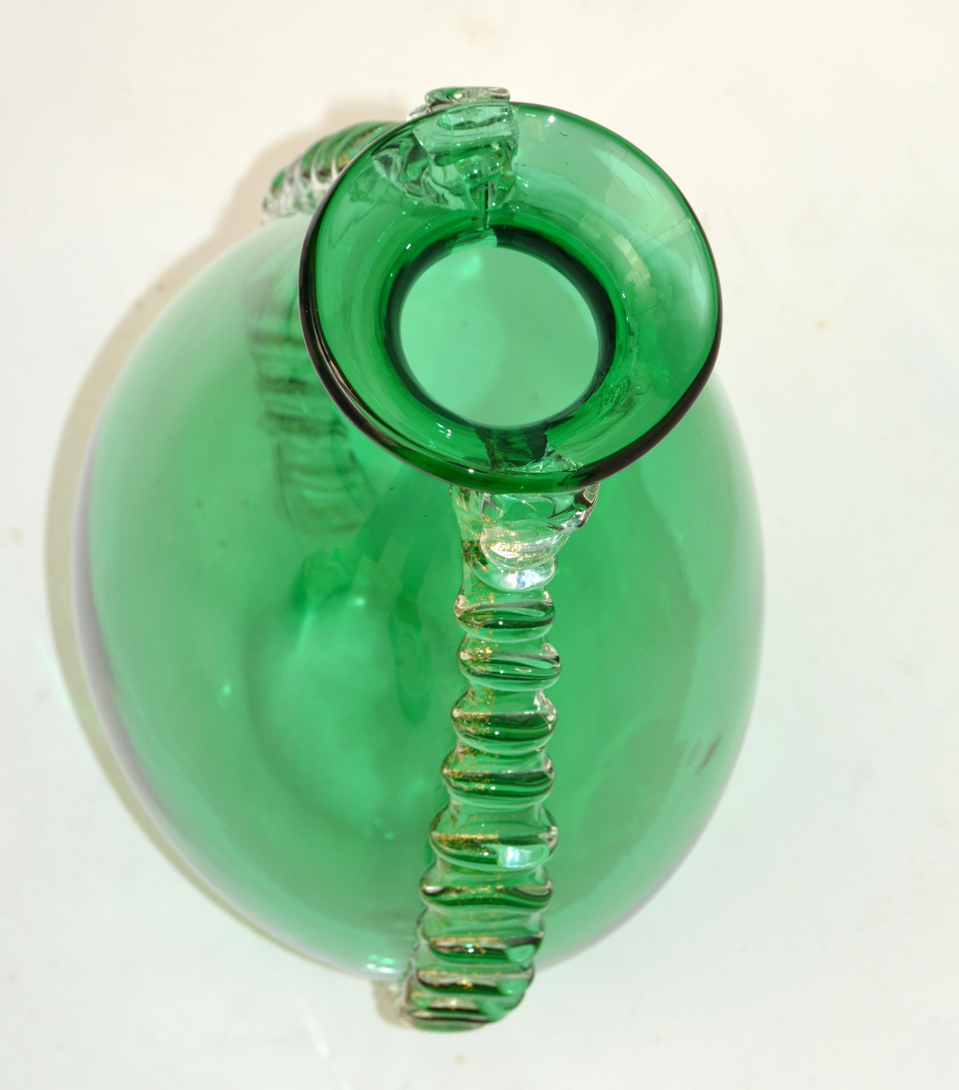 Hand-Crafted Italian Art Glass Vase Pino Signoretto Style Blown Green Murano Glass Gold Inlay For Sale