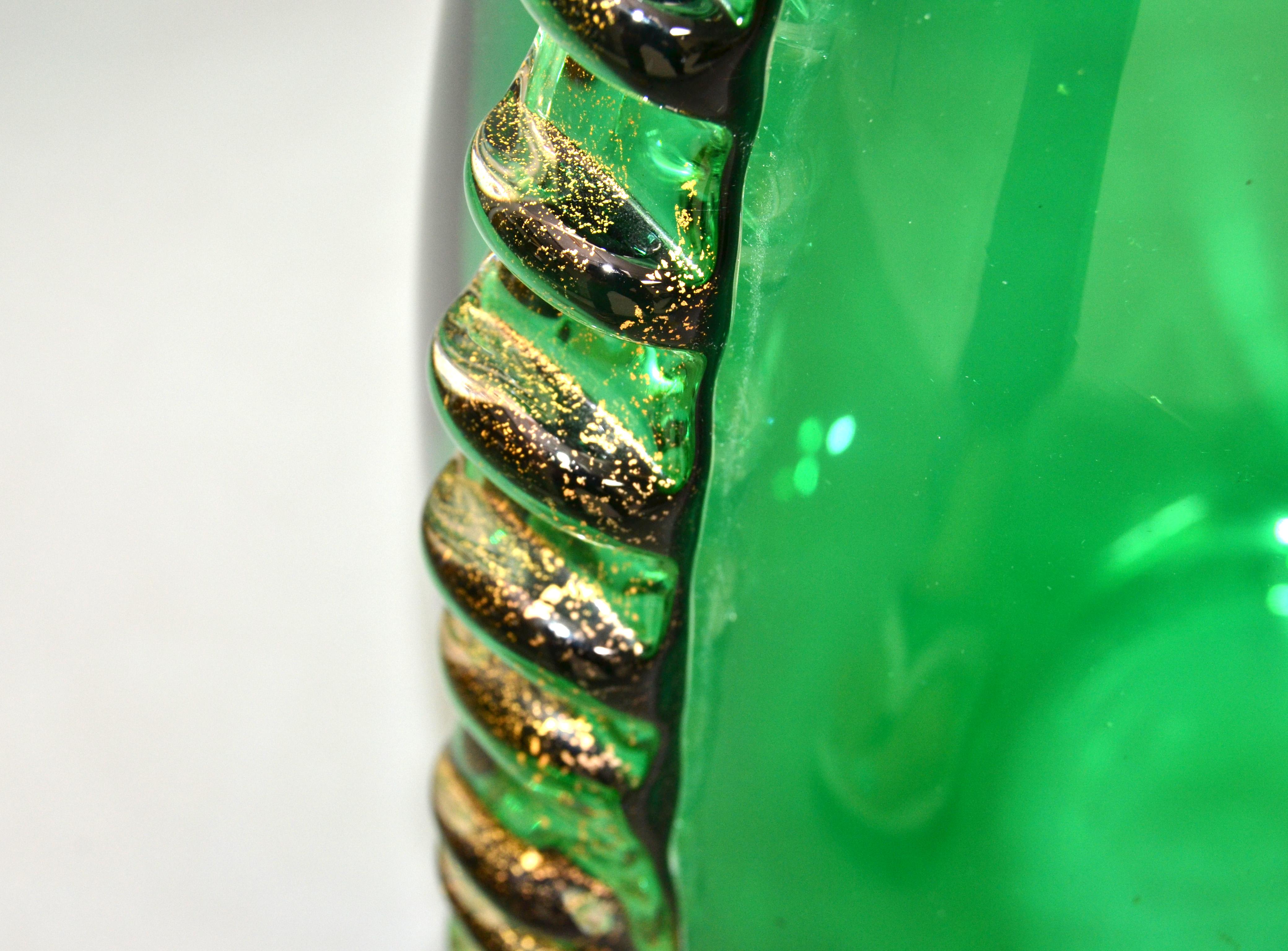 Italian Art Glass Vase Pino Signoretto Style Blown Green Murano Glass Gold Inlay For Sale 3