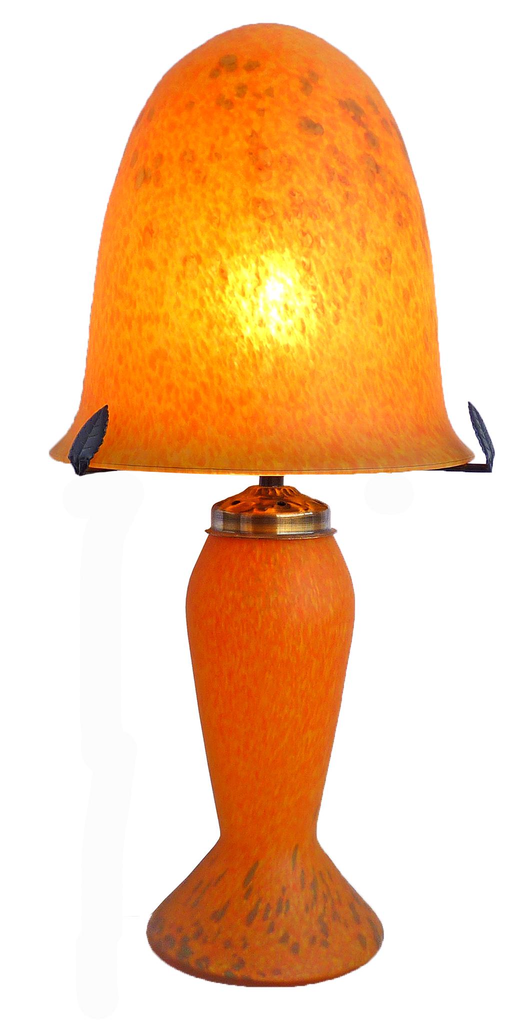 Italian Art Nouveau and Art Deco Mushroom Murano Table Lamp in Amber Glass Paste In Excellent Condition In Coimbra, PT