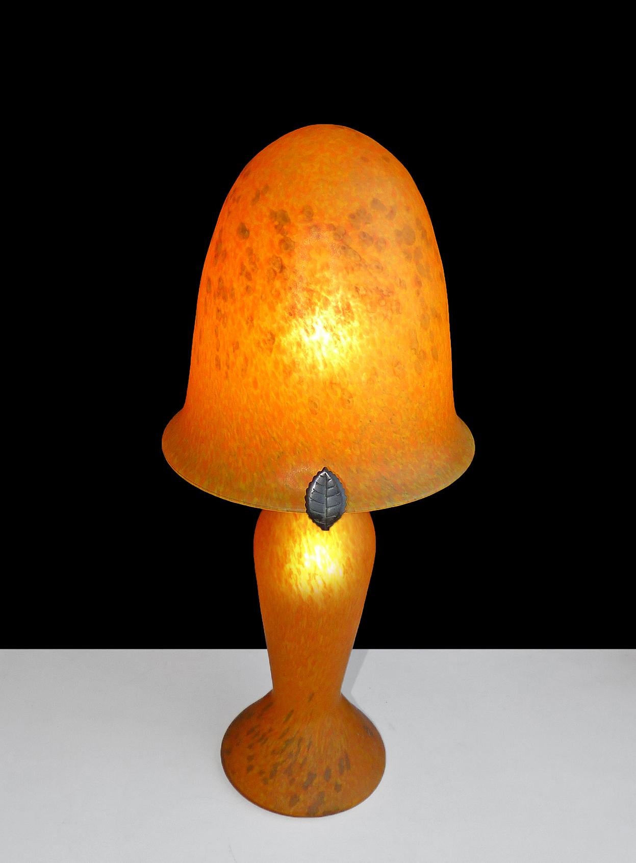 Italian Art Nouveau and Art Deco Mushroom Murano Table Lamp in Amber Glass Paste 1