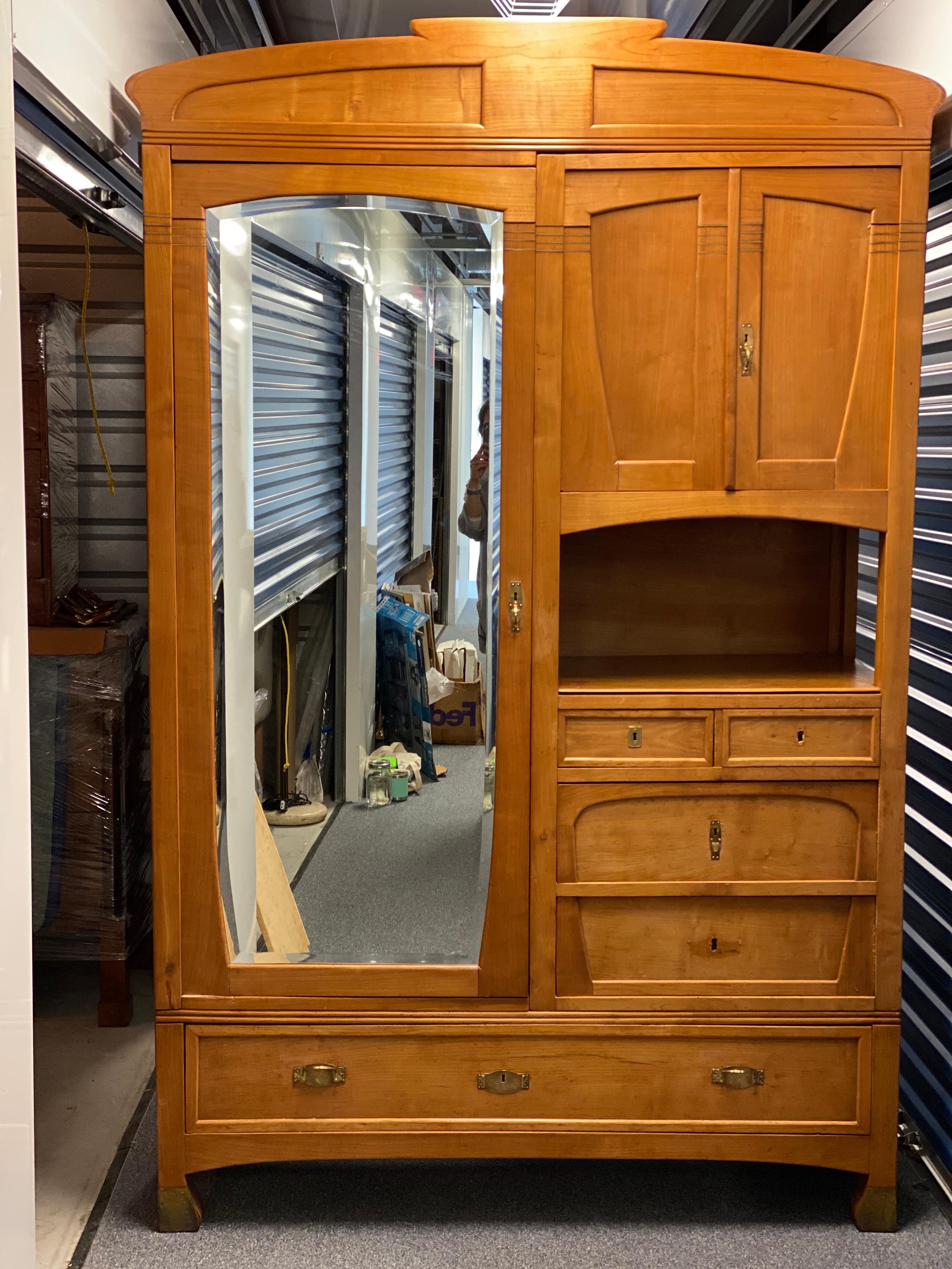 Italian Art Nouveau Ash Armoire Wardrobe, c. 1900

The Art Nouveau cabinet from circa 1900 thought to be made in Italy. The details show a refined restrained elegance reflecting the Art Nouveau style in a clean modern reflection. It is made in solid