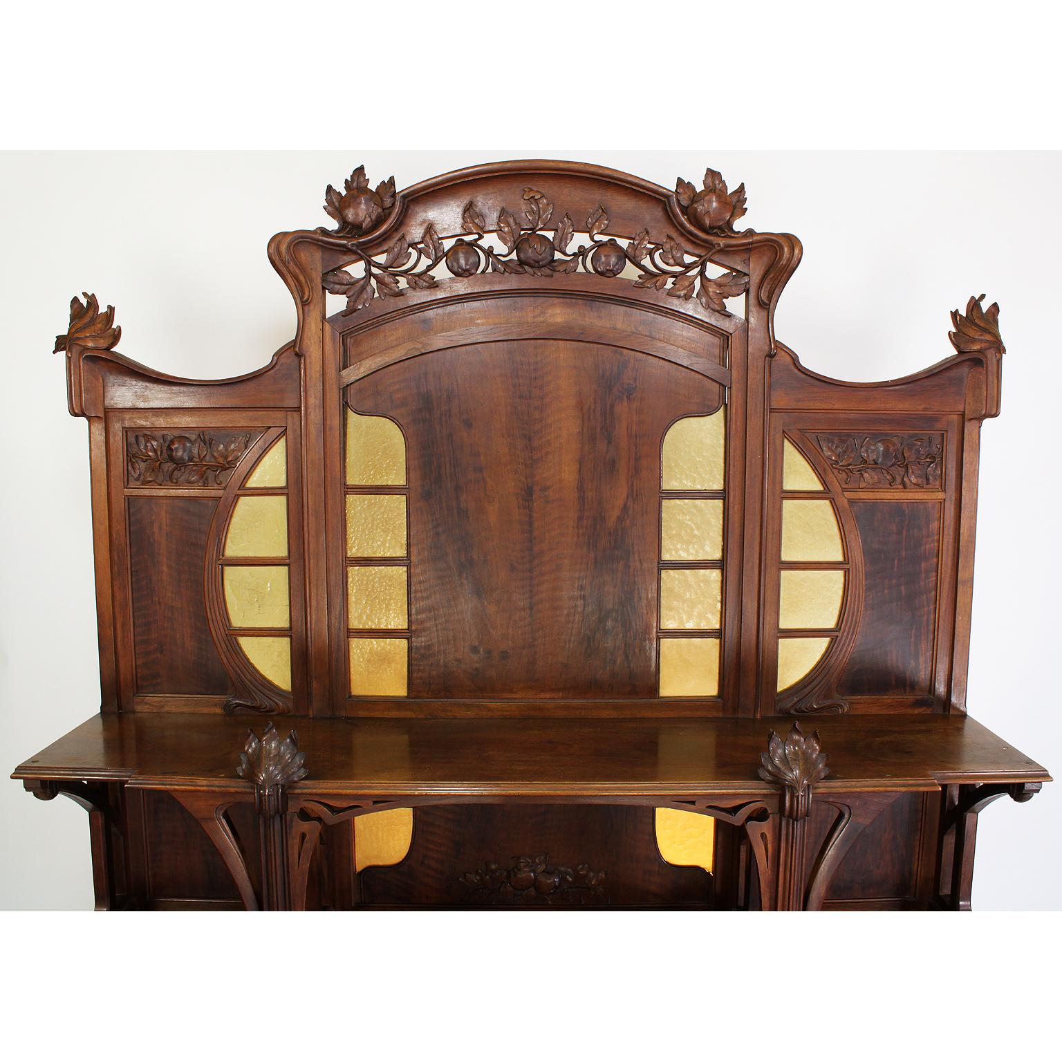 Art Nouveau Credenza Buffet in legno di noce Art Carved, Vittorio Valabrega in vendita