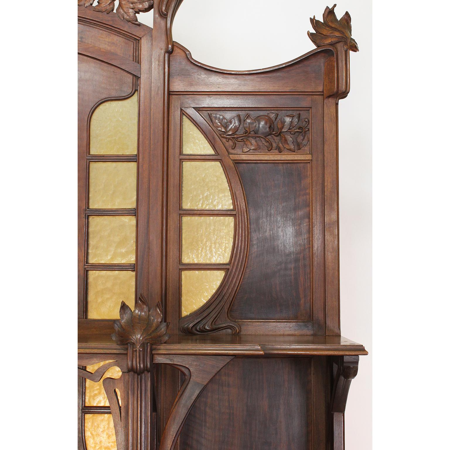 Hand-Carved Italian Art Nouveau Carved Walnut Credenza Buffet, Vittorio Valabrega For Sale